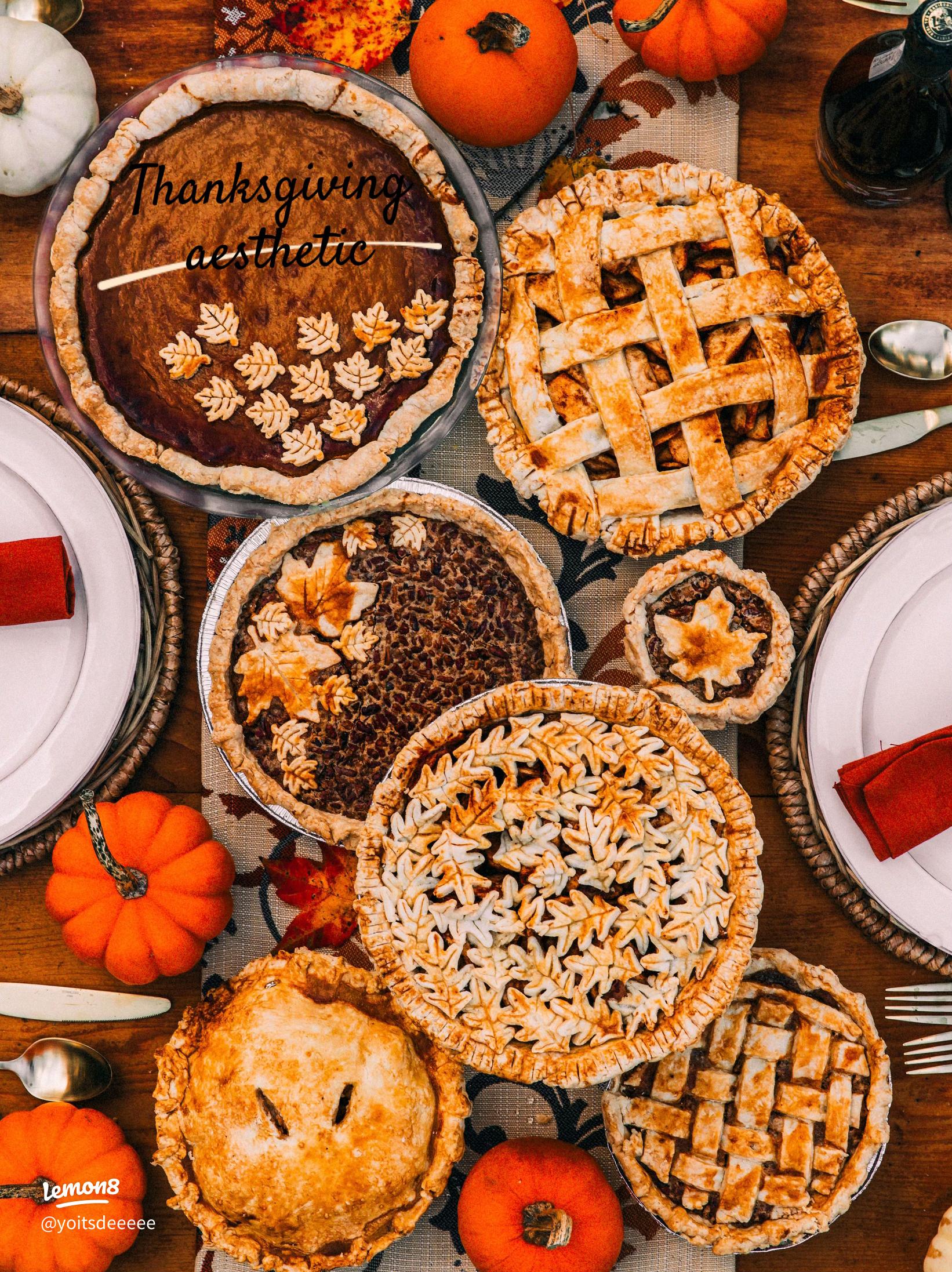 Creating a Cozy Thanksgiving Aesthetic