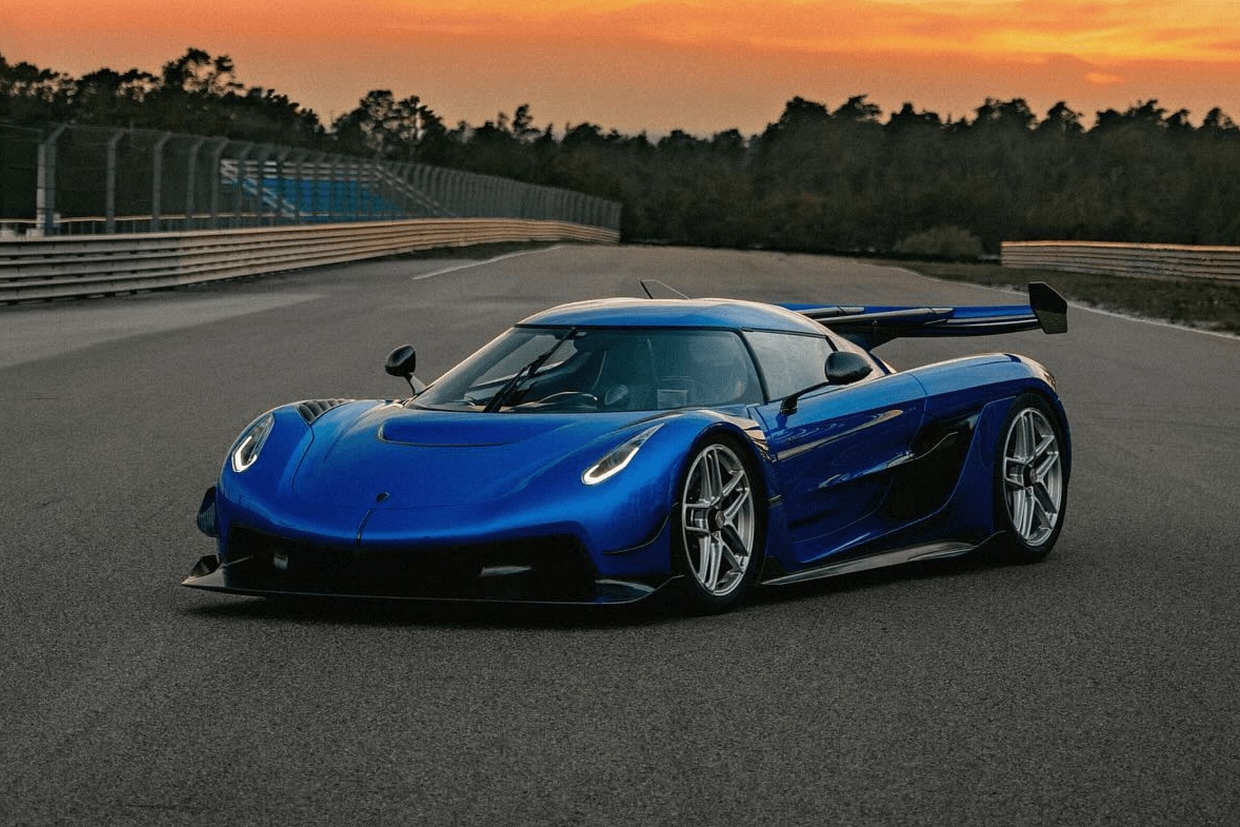 WATCH: Koenigsegg Jesko Accidentally Smashes Gotland Ring Lap Record