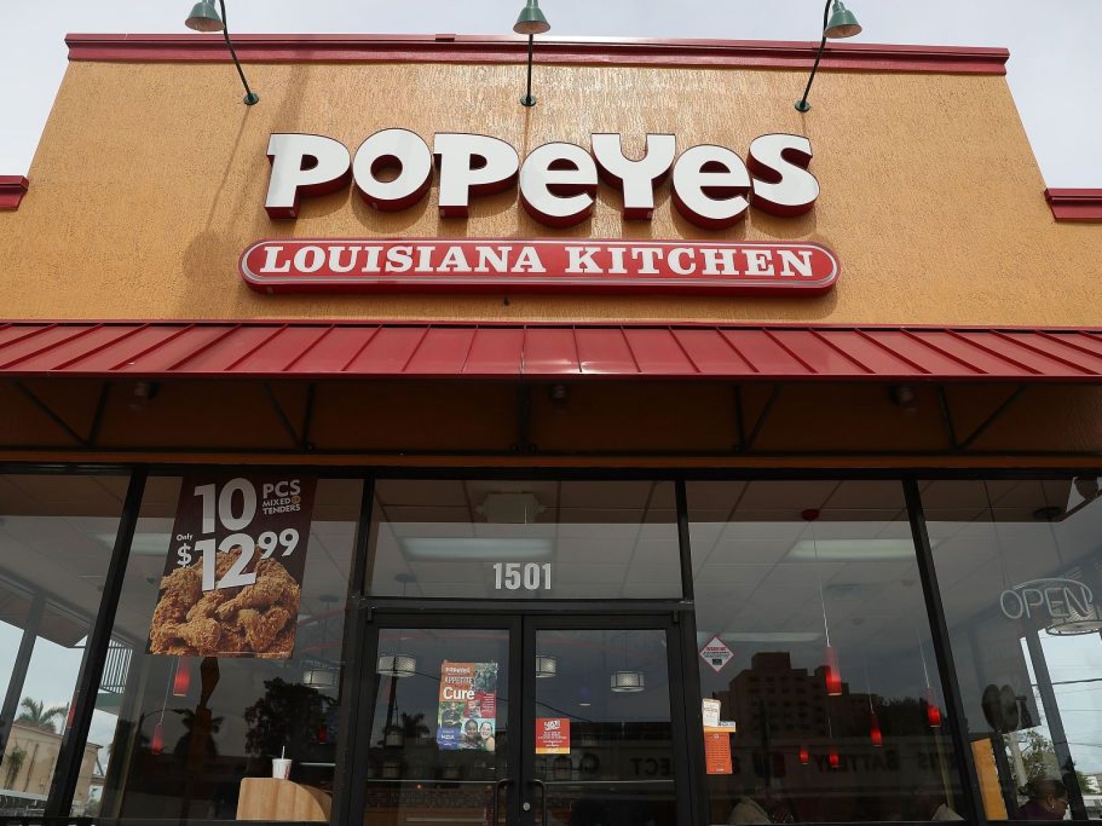 Popeye's Chicken Sandwiches Get $23 Million Free Advertising From Black Twitter