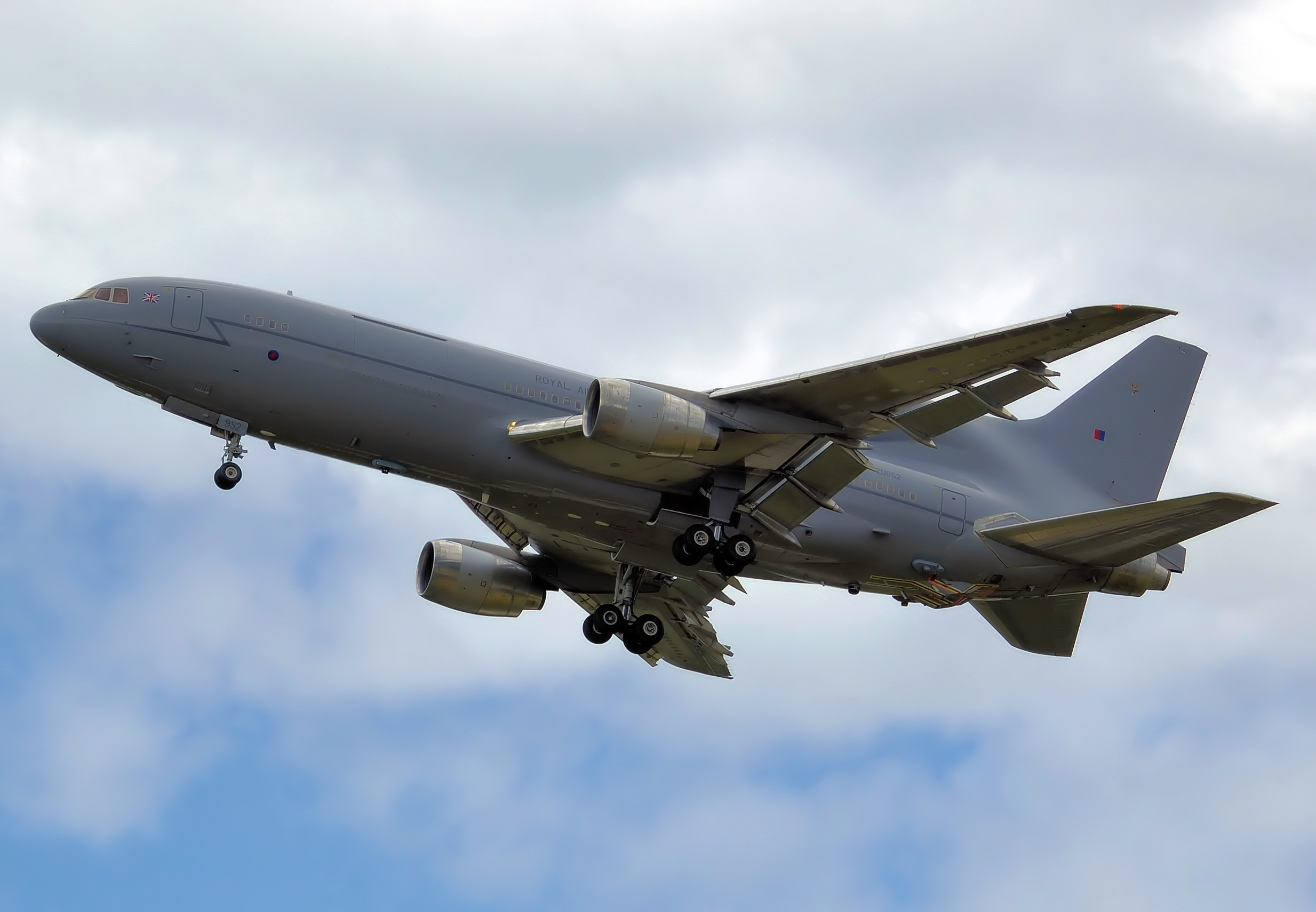 airports to see a Lockheed L1011 Tristar