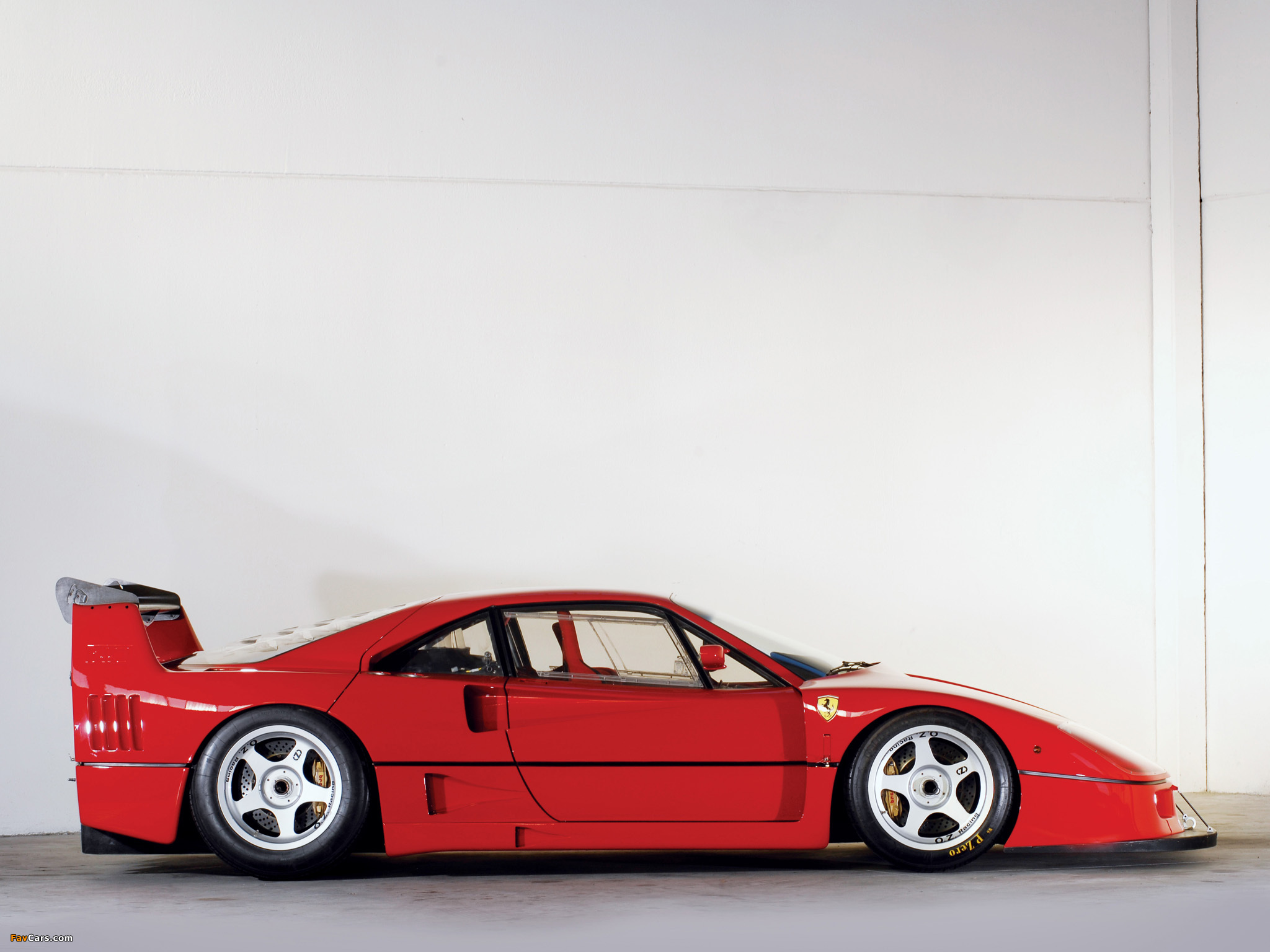 Ferrari F40 LM 1988–94 wallpaper (2048x1536)