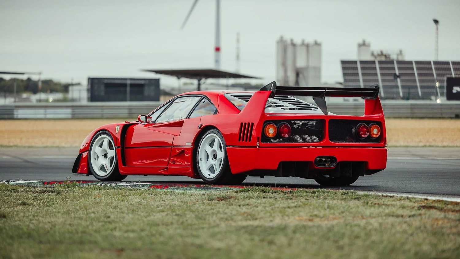 Extremely Rare Ferrari F40 Competizione Could Fetch Upwards Of $2.6 Million