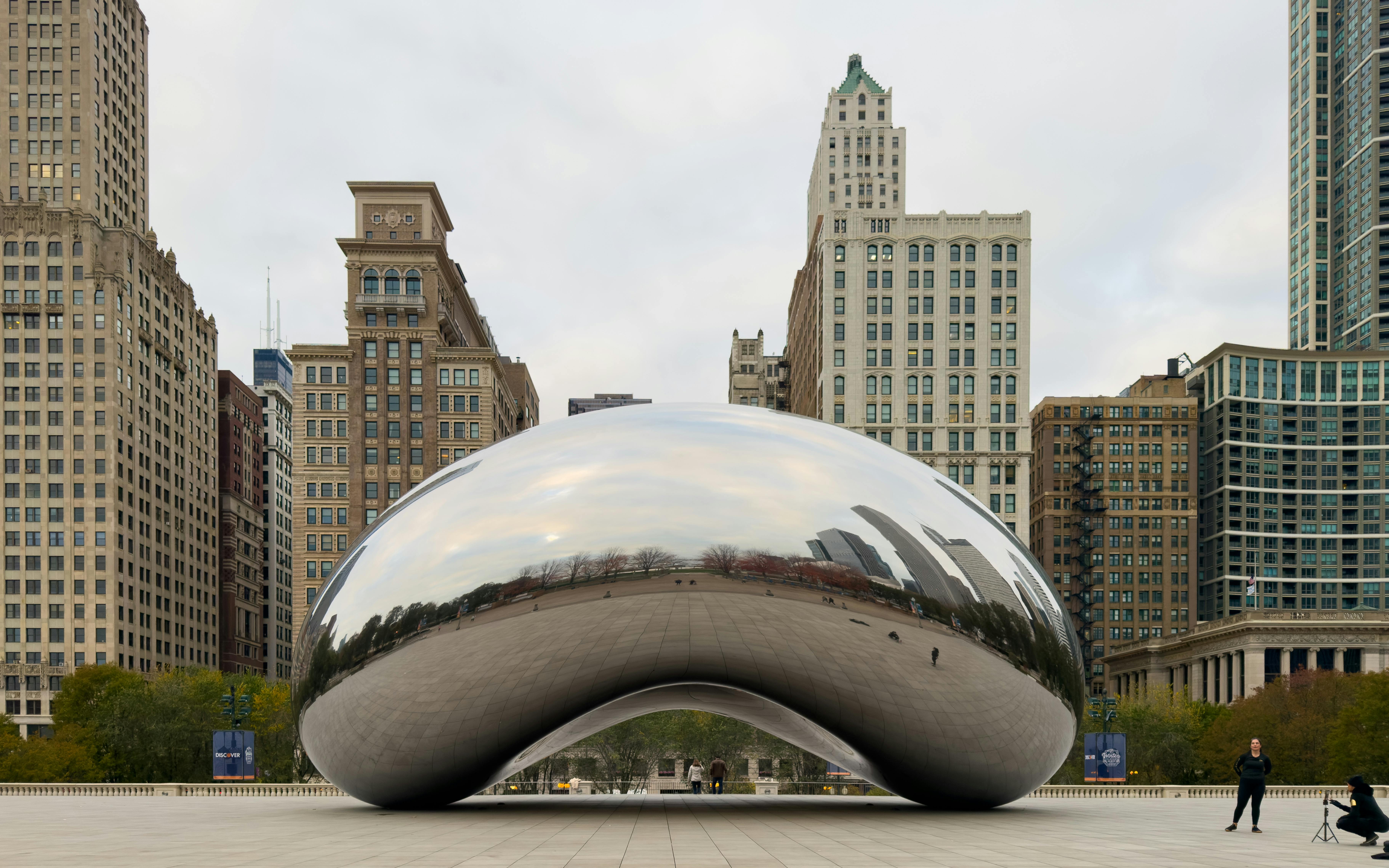 The Cloud Gate Sculpture in Chicago · Free