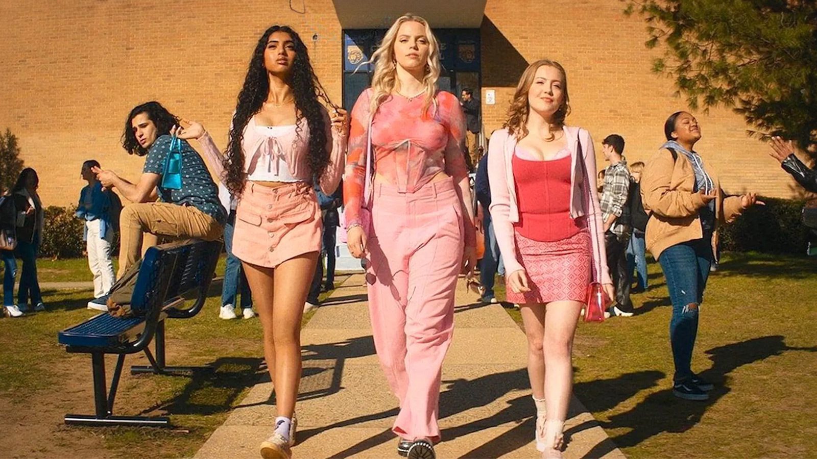 Mean Girls' Reboot Sparks Surge in Y2K Fashion