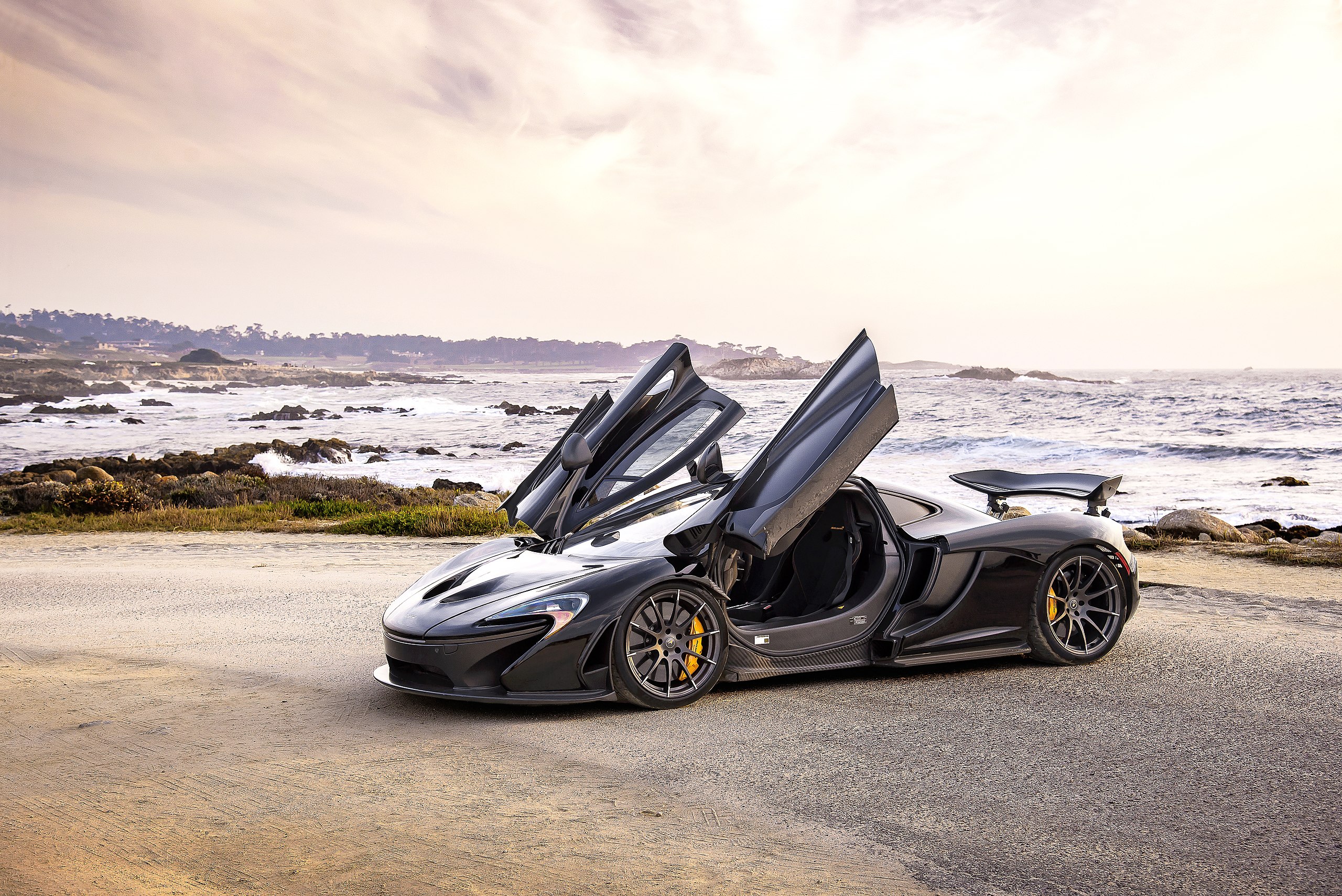 Black McLaren P1 on 17 Mile