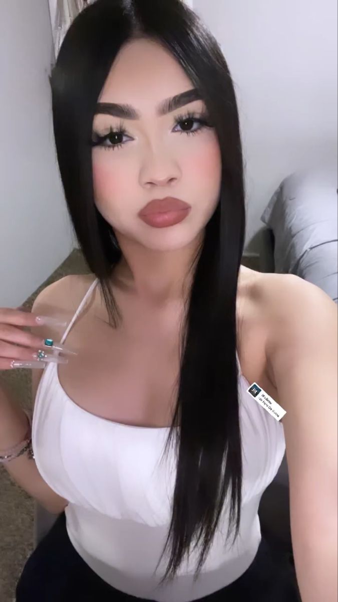 makeup. Cute makeup looks, Latina makeup looks, Pretty makeup