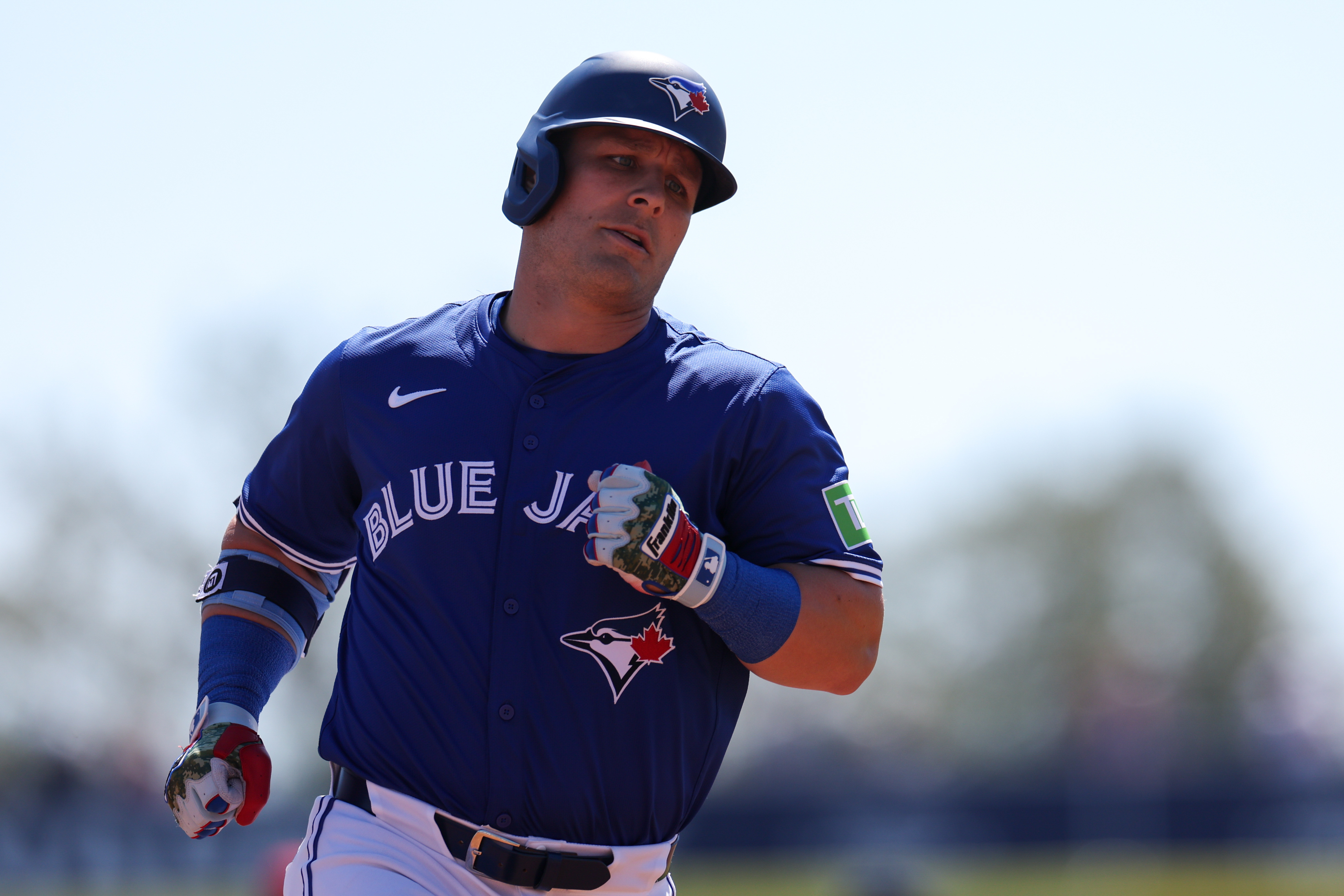Blue Jays OF Daulton Varsho to open season on IL