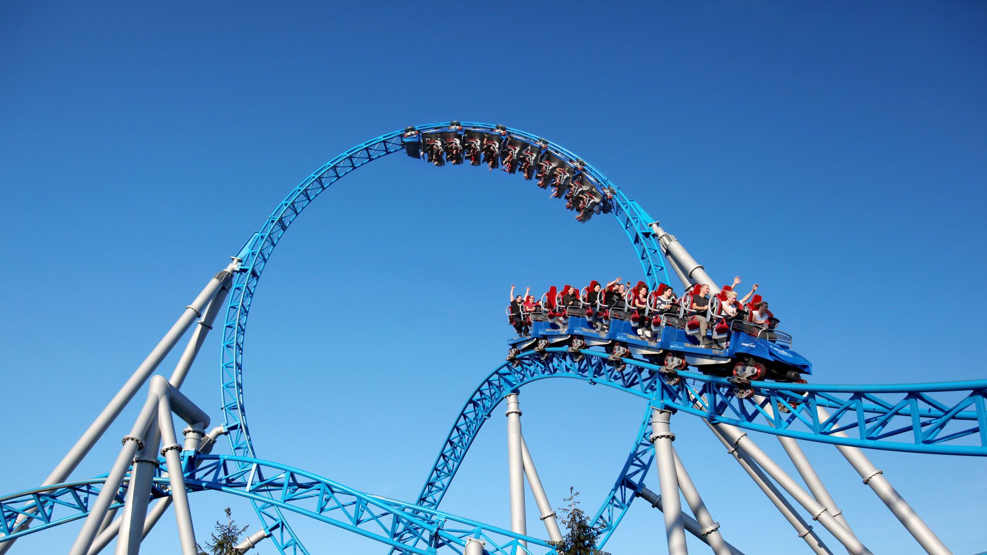 Blue Fire Megacoaster. Europa Park Erlebnis Resort