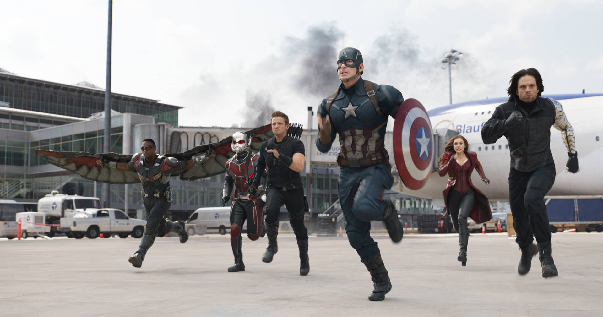Download Running Team Of Captain America Civil War Wallpaper