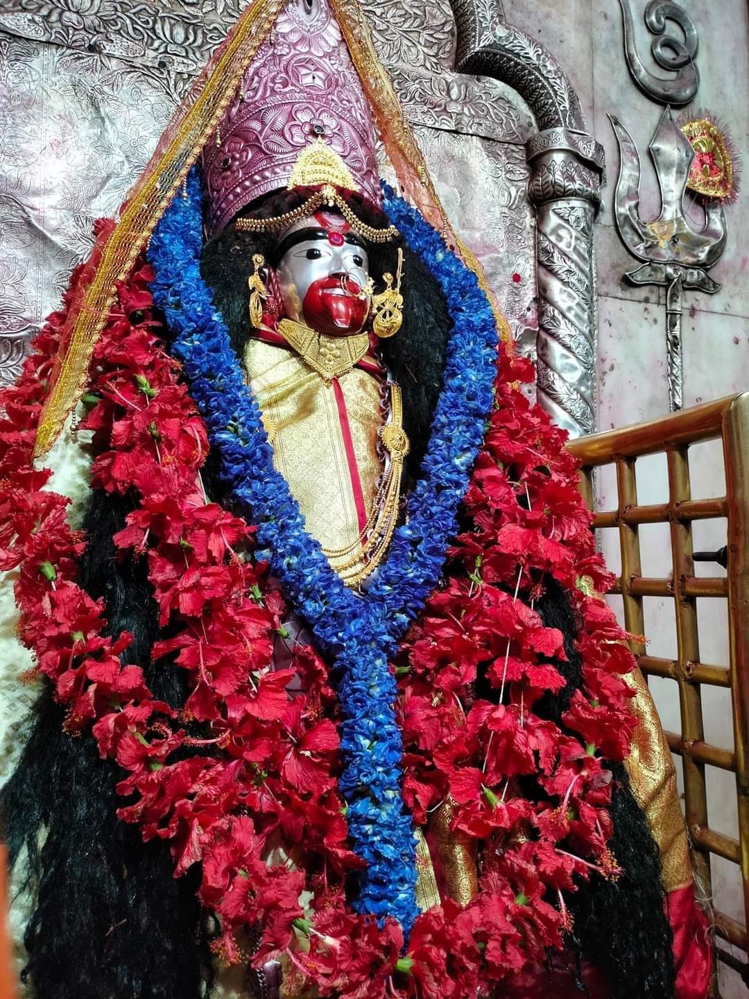 Maa Tara Temple Tarapith মহাপীঠ তারাপীঠ, Almighty Maa Tara Is A Greatest Guiding Light Towards Self Knowledge & Absolute Truth. So, Keep Chanting The Holy Mantra __