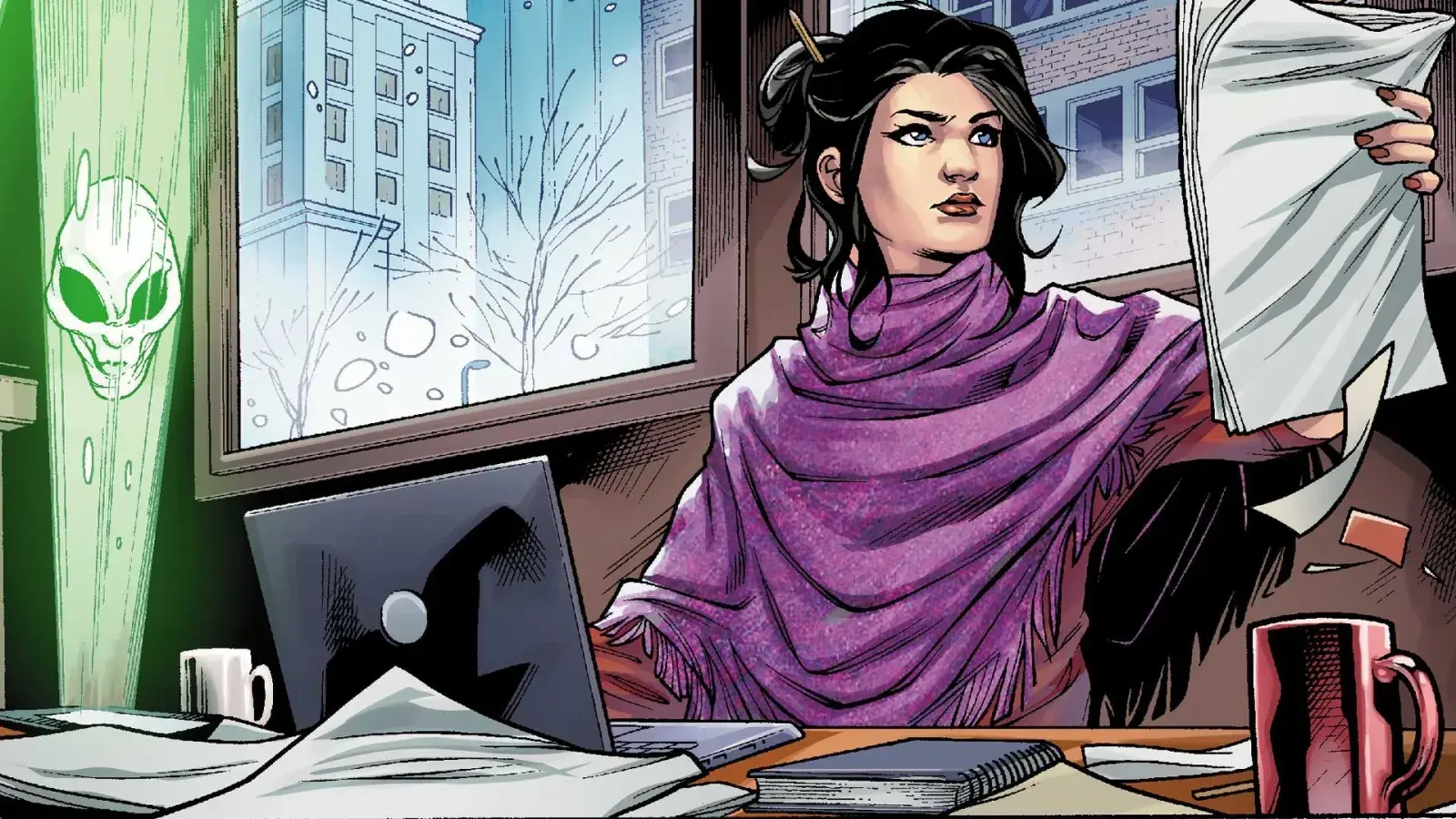 Elseworlds' Crossover: Lois Lane & Superman Pose in Fortress of Solitude in New Photo
