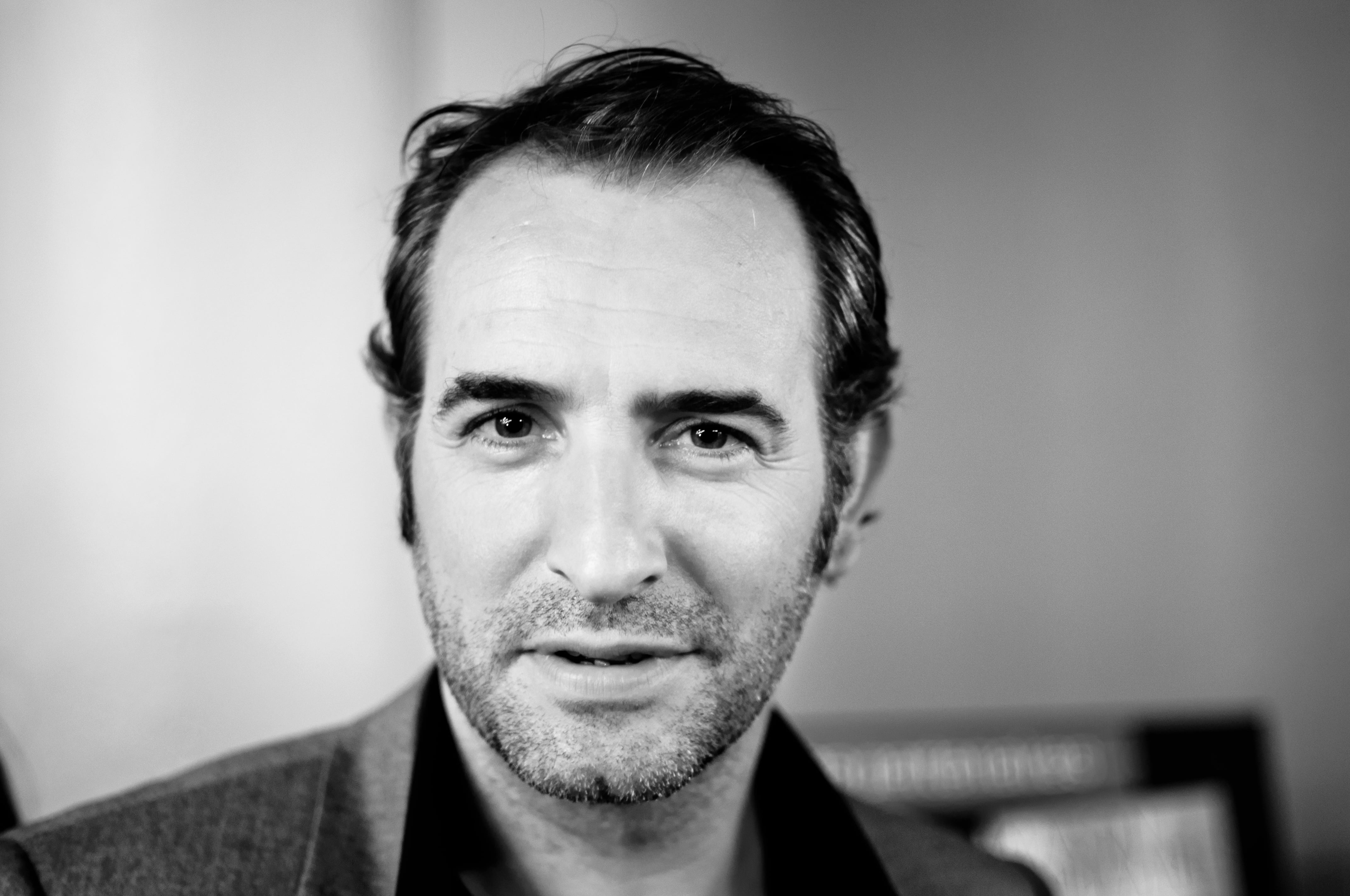 Jean Dujardin HD Wallpaperwallpaper.net