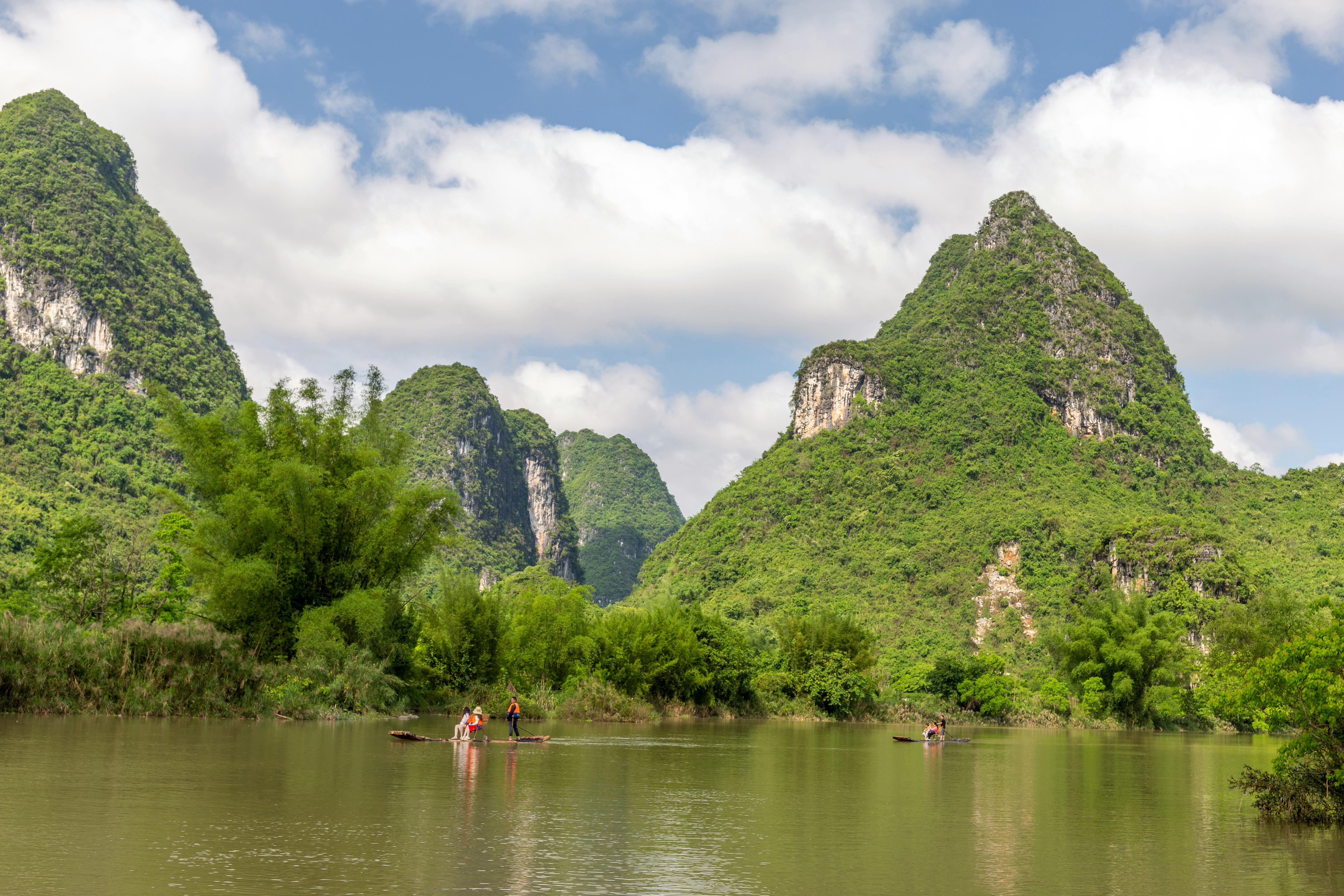Cliffs by Li River in China · Free
