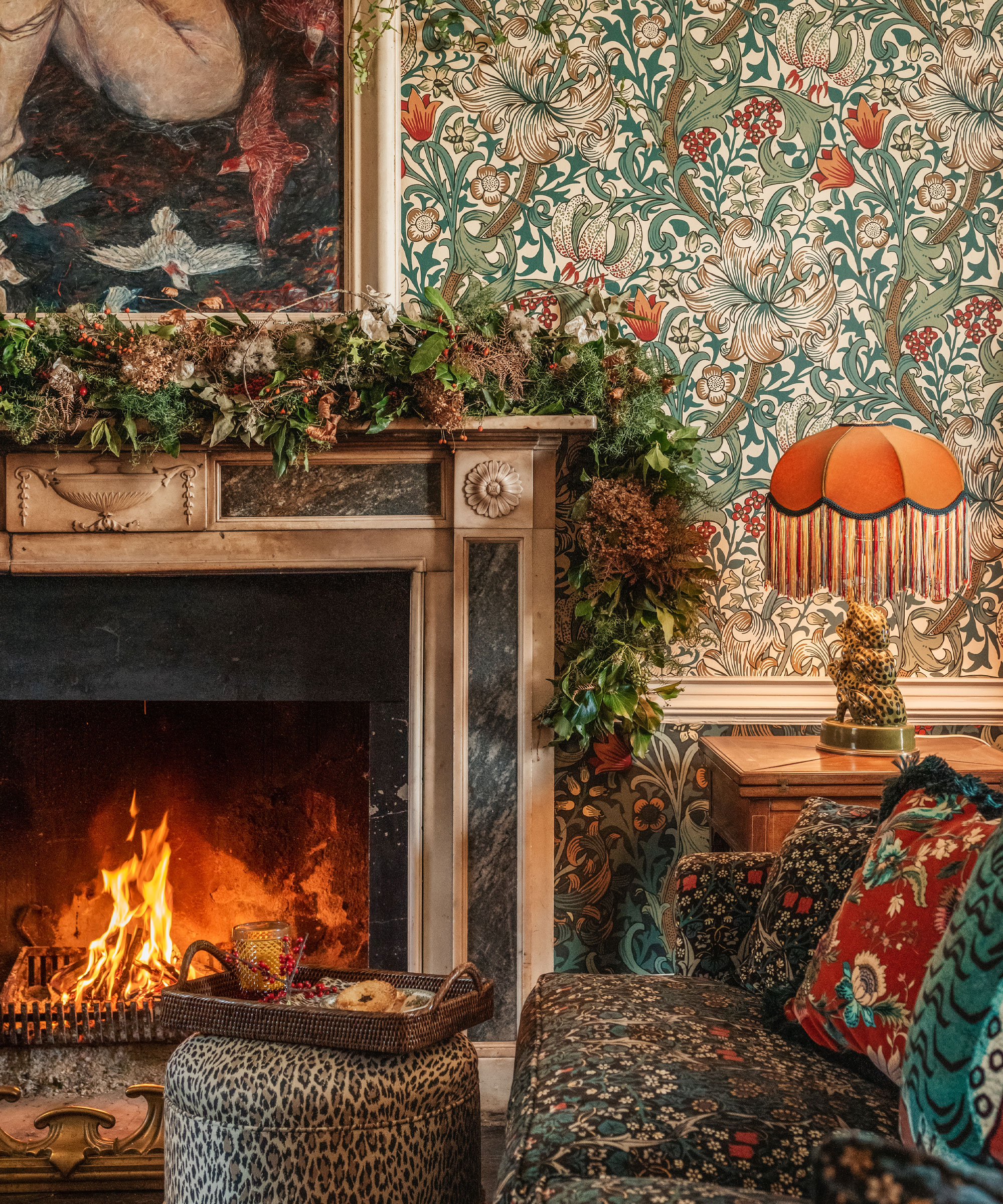 stylish and seasonal Thanksgiving decor ideas for 2025. Homes and Gardens