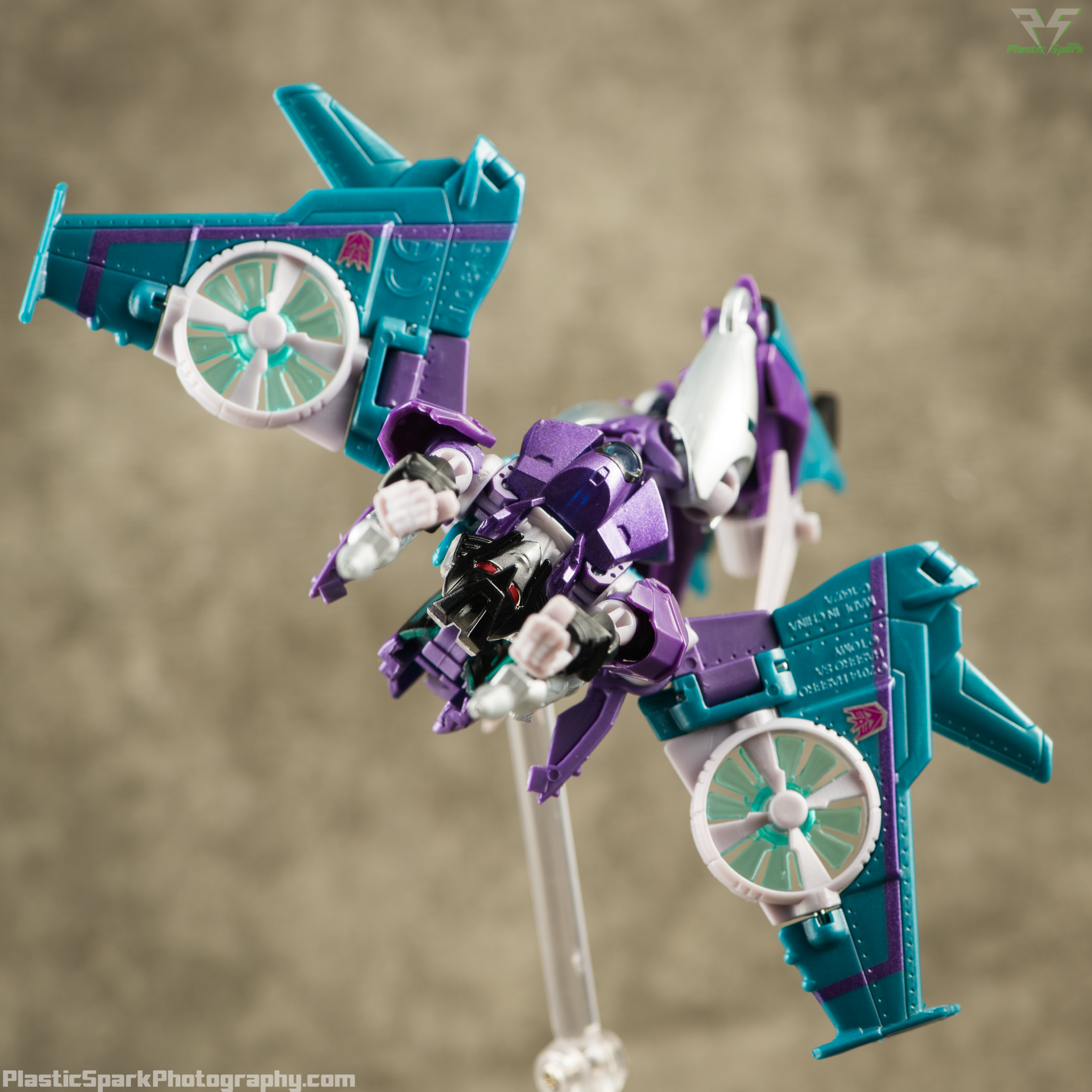 Mini Review LG16 Slipstream