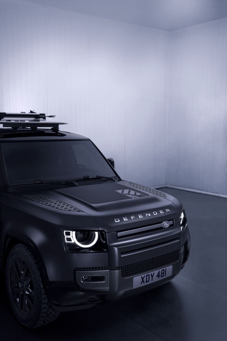 2024 Land Rover Defender 130 Outbound quality free high resolution car image, picture and photo