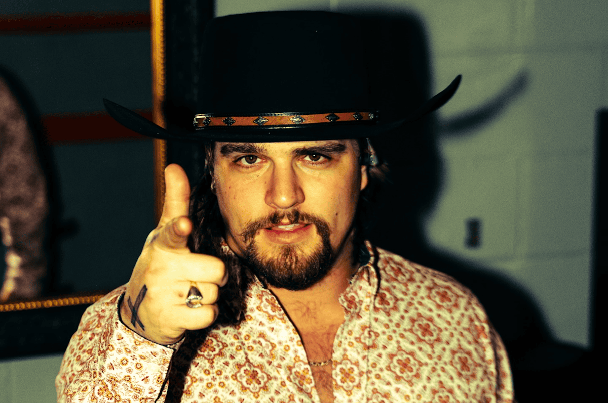 Gavin Adcock. Country Music News and Artists