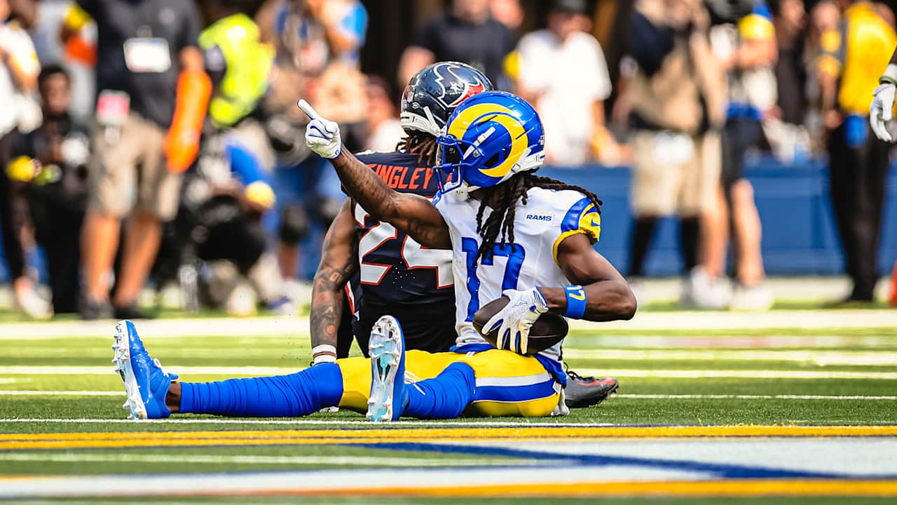 HIGHLIGHTS: Rams WR Davante Adams' Impressive Scoop Catch Yields A 15 Yard Gain Over The Texans