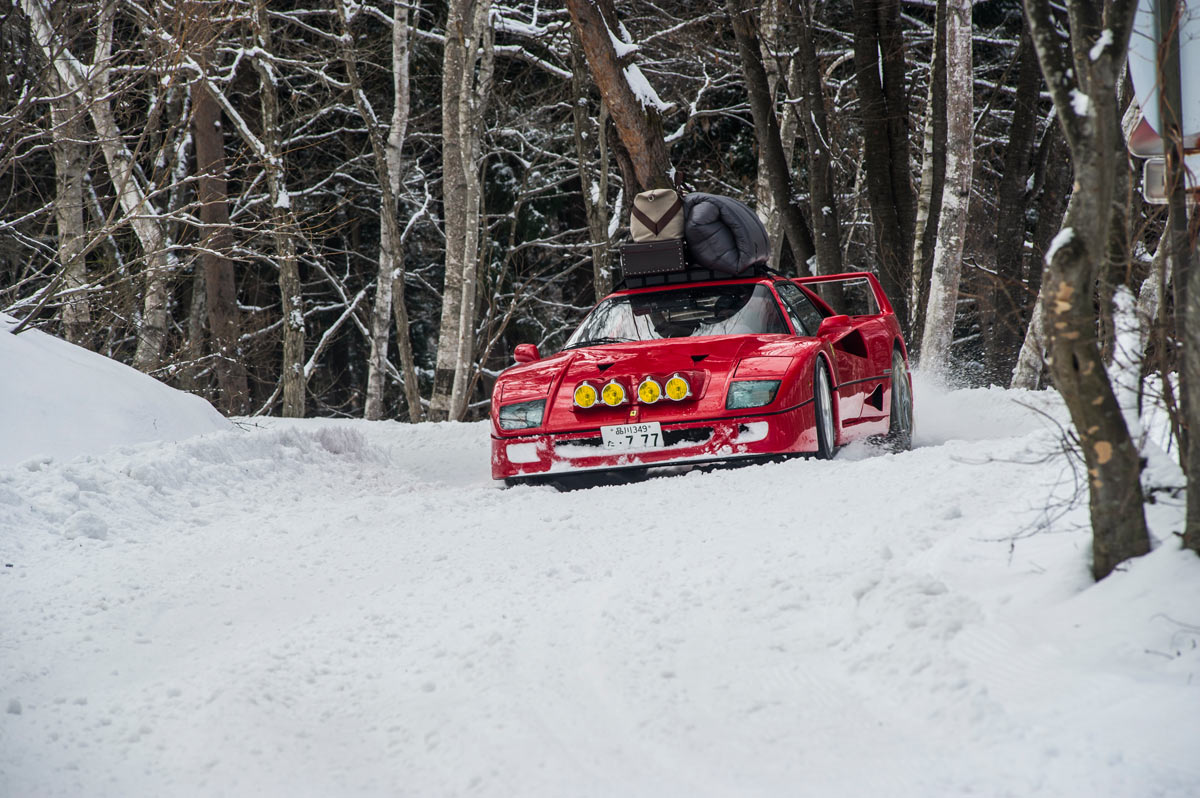 Video: Ferrari F40 Snow Drifting in Japan!