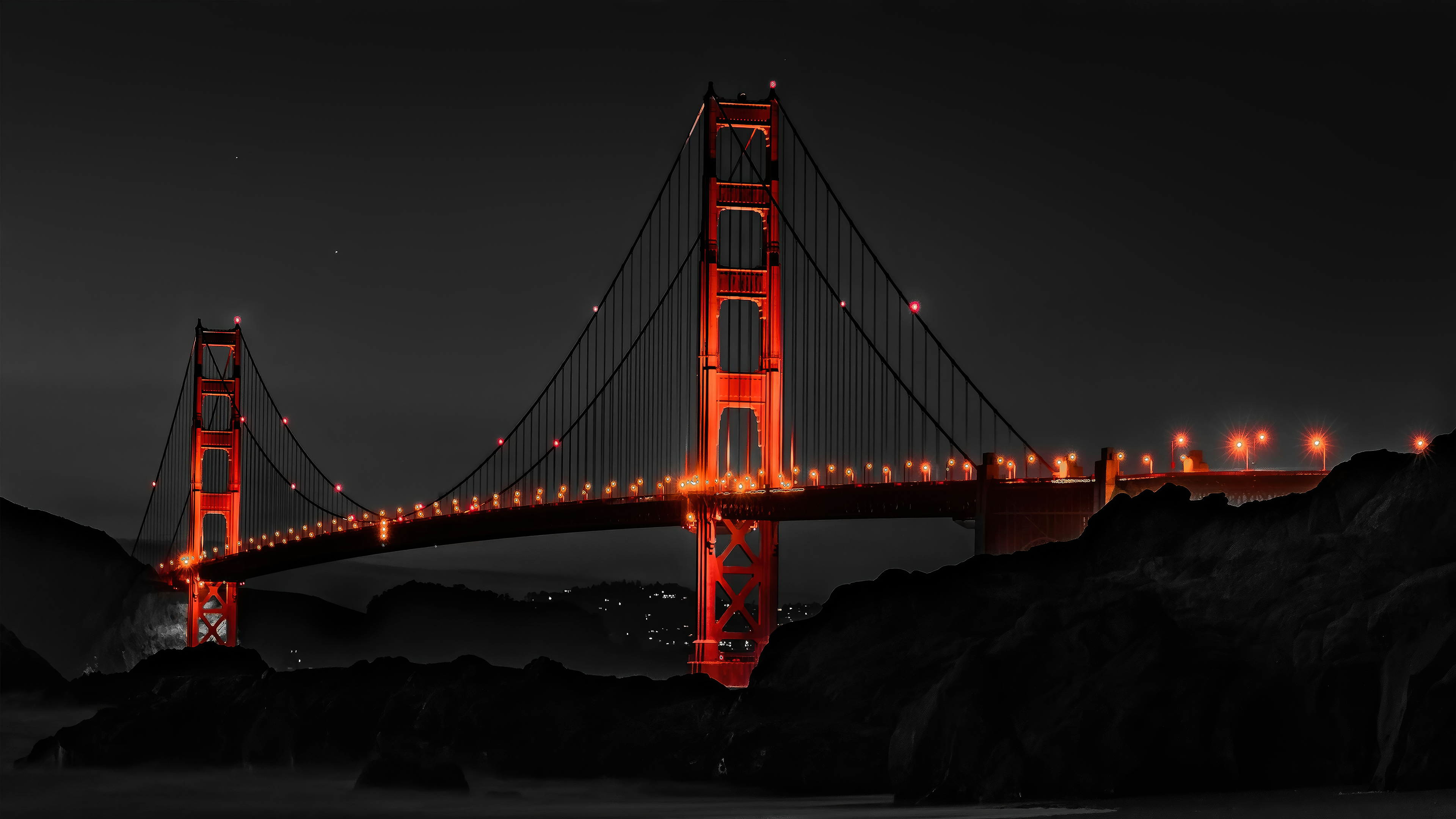 Selective Color Photography of Golden Gate Bridge (photo by Pixabay) [3840x2160]