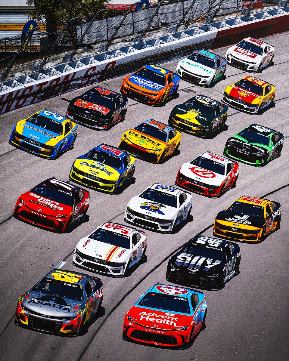 What's old is new again. #NASCARThrowback