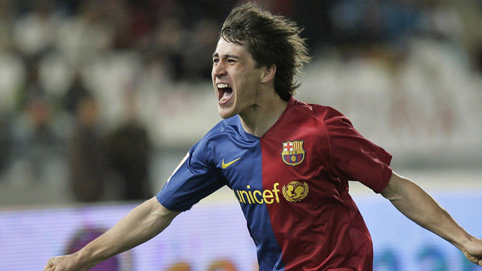 Bojan happy to stay at Barca