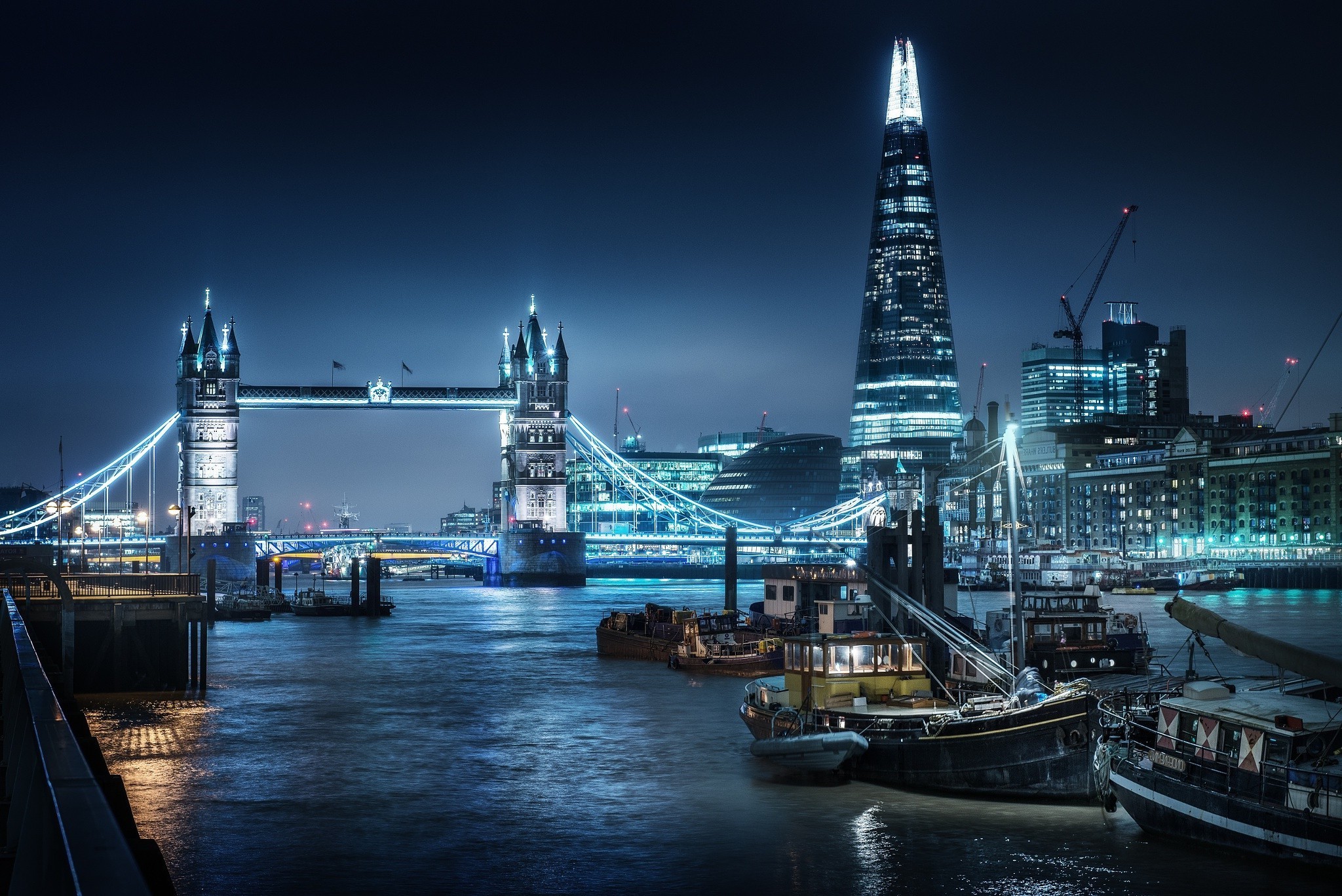 London Bridge Wallpaper