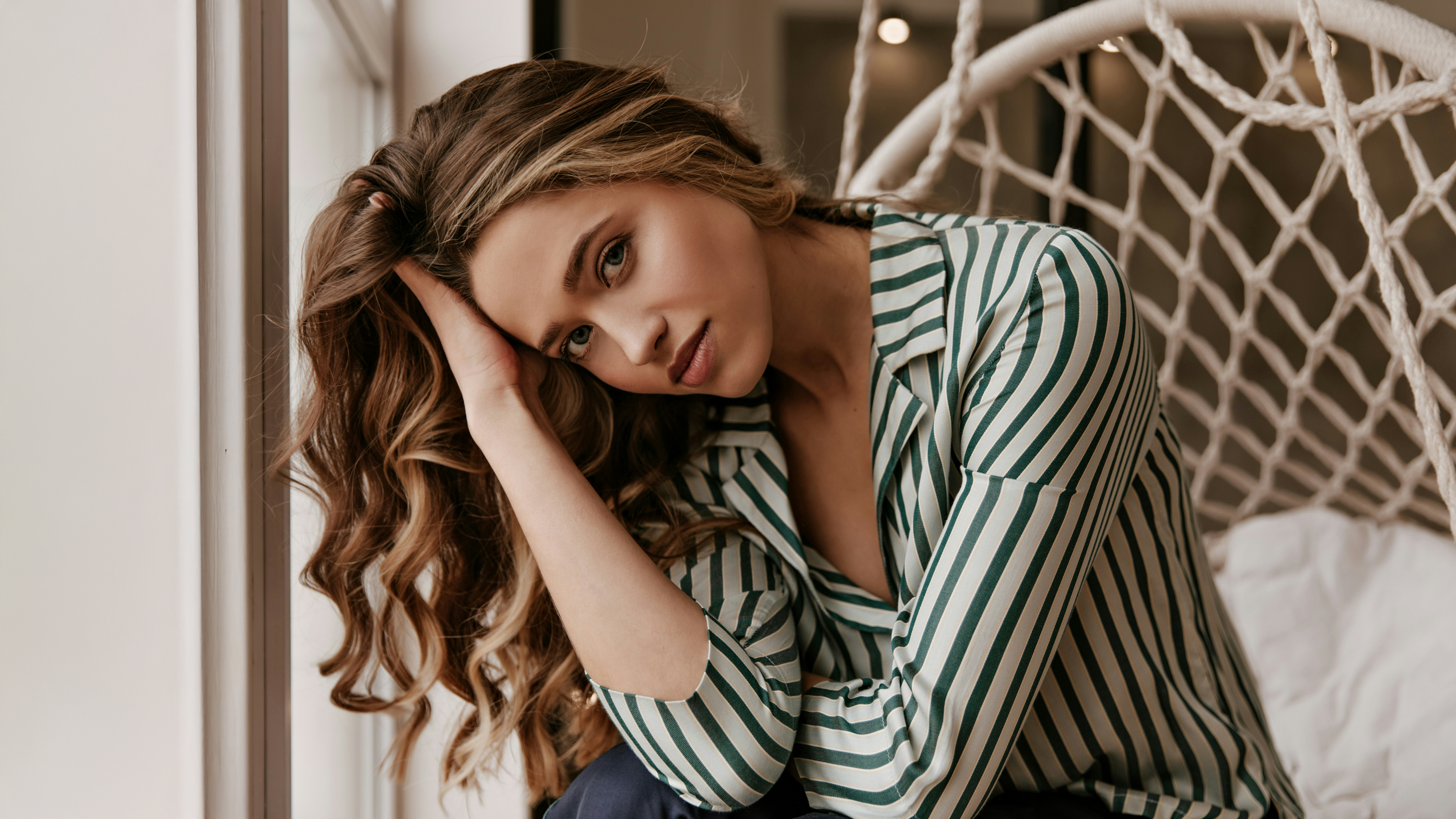 Wavy Hair Girl Sitting On Cozy Hammock Chair Wallpaper, HD Girls Wallpaper, 4k Wallpaper, Image, Background, Photos and Picture