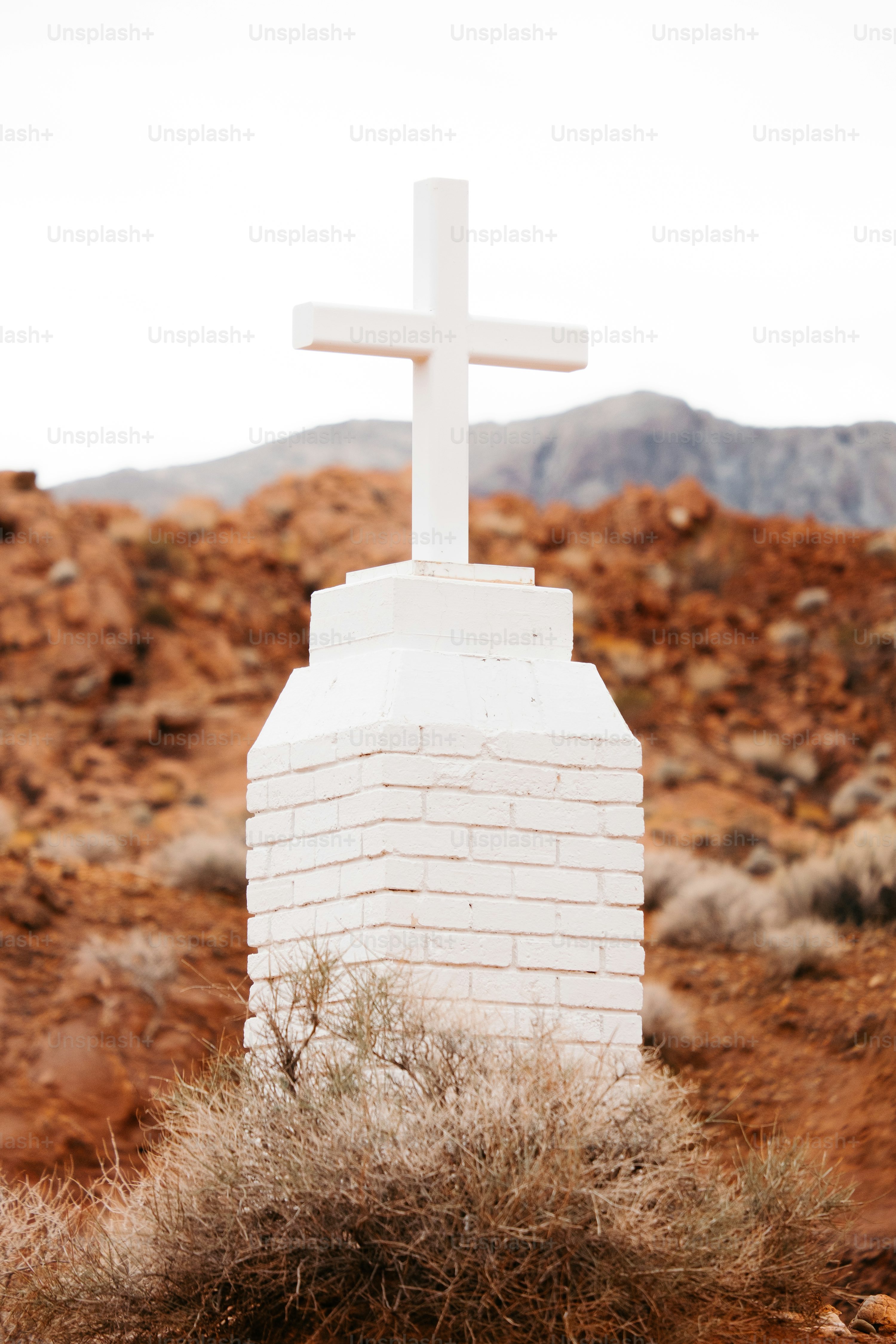 Cross Wallpaper: Free HD Download [4K]