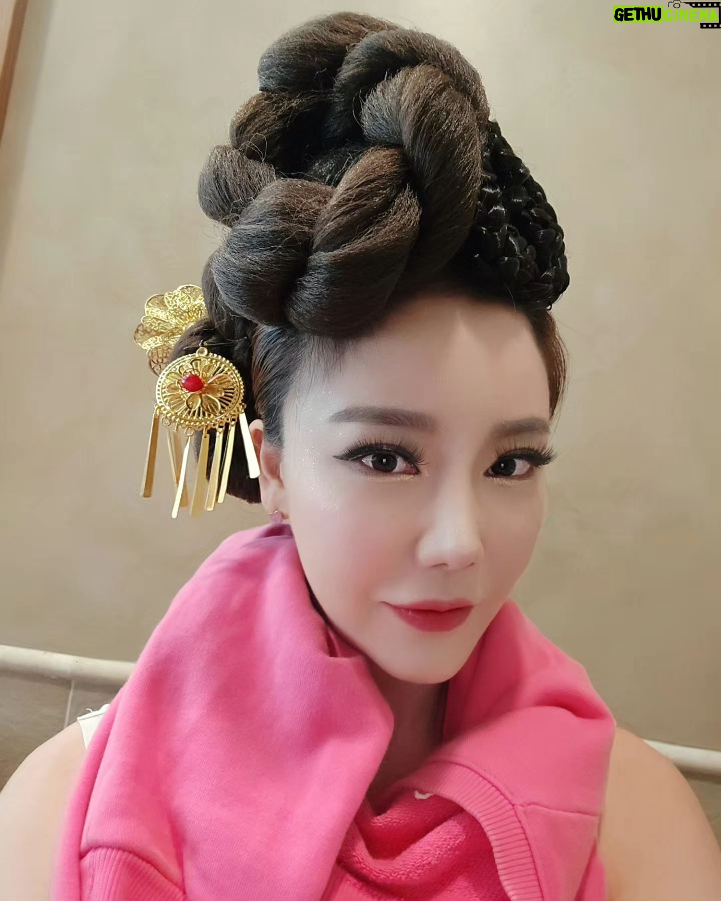 Lee Chae Dam