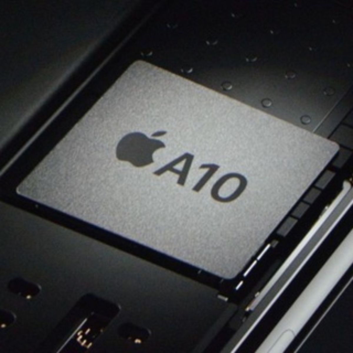 Apple's A10 Fusion Powered IPhone 7 Outperforms Top Android Handsets AND Any MacBook Air Ever Made