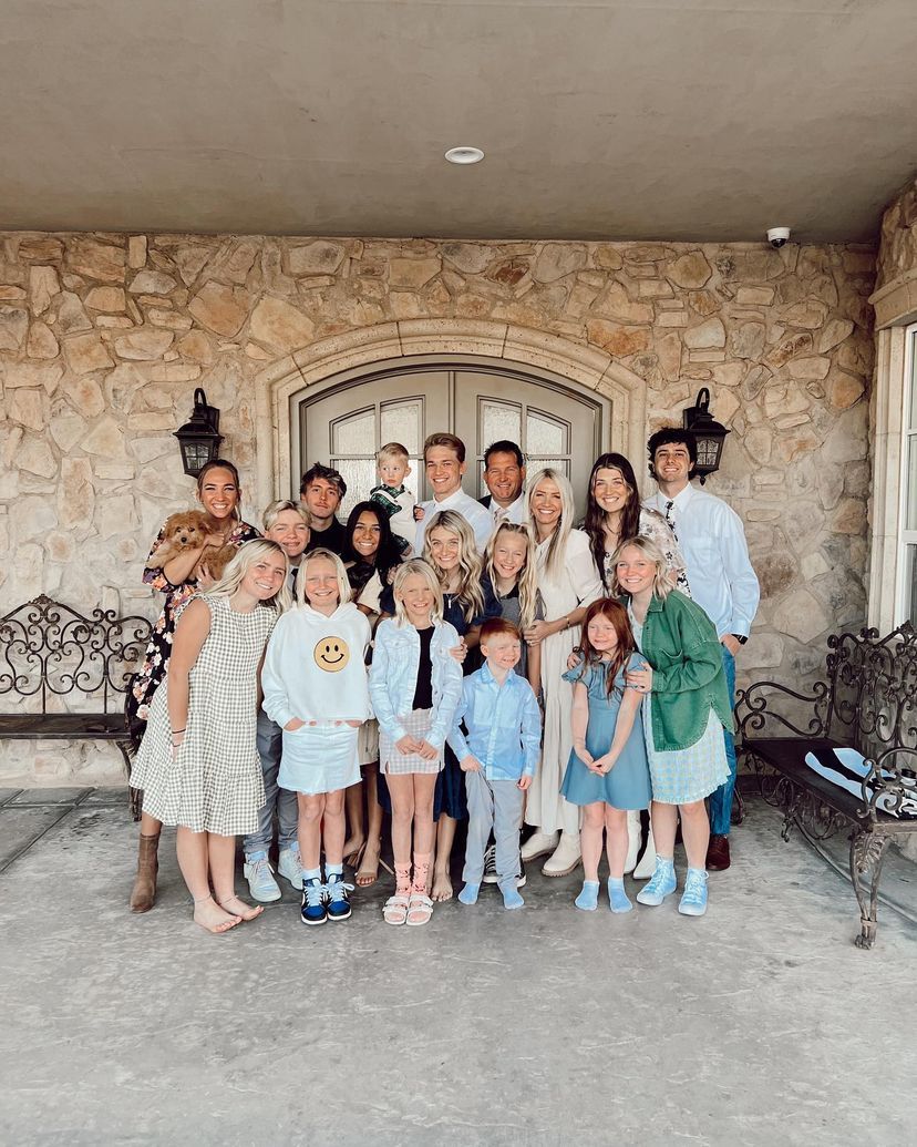 Discover 83 Not Enough Nelsons and Tiffany Nelson Ideas. paisley and preslee nelson, big family, nayvee nelson and asher and more