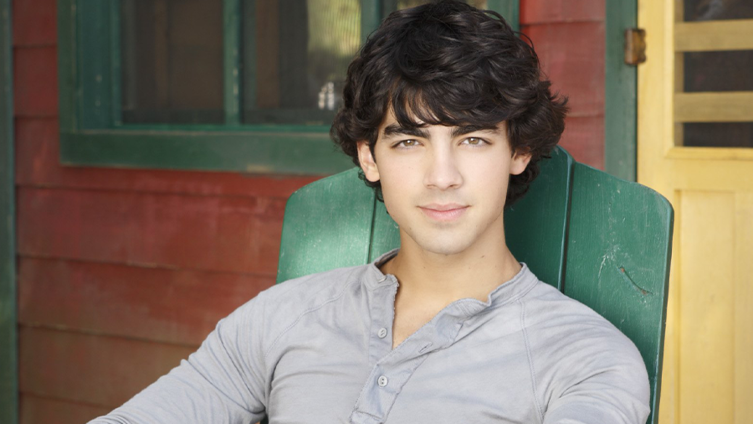 Joe Jonas Had A Surprise 'Camp Rock 2' Reunion & It Was So Cute