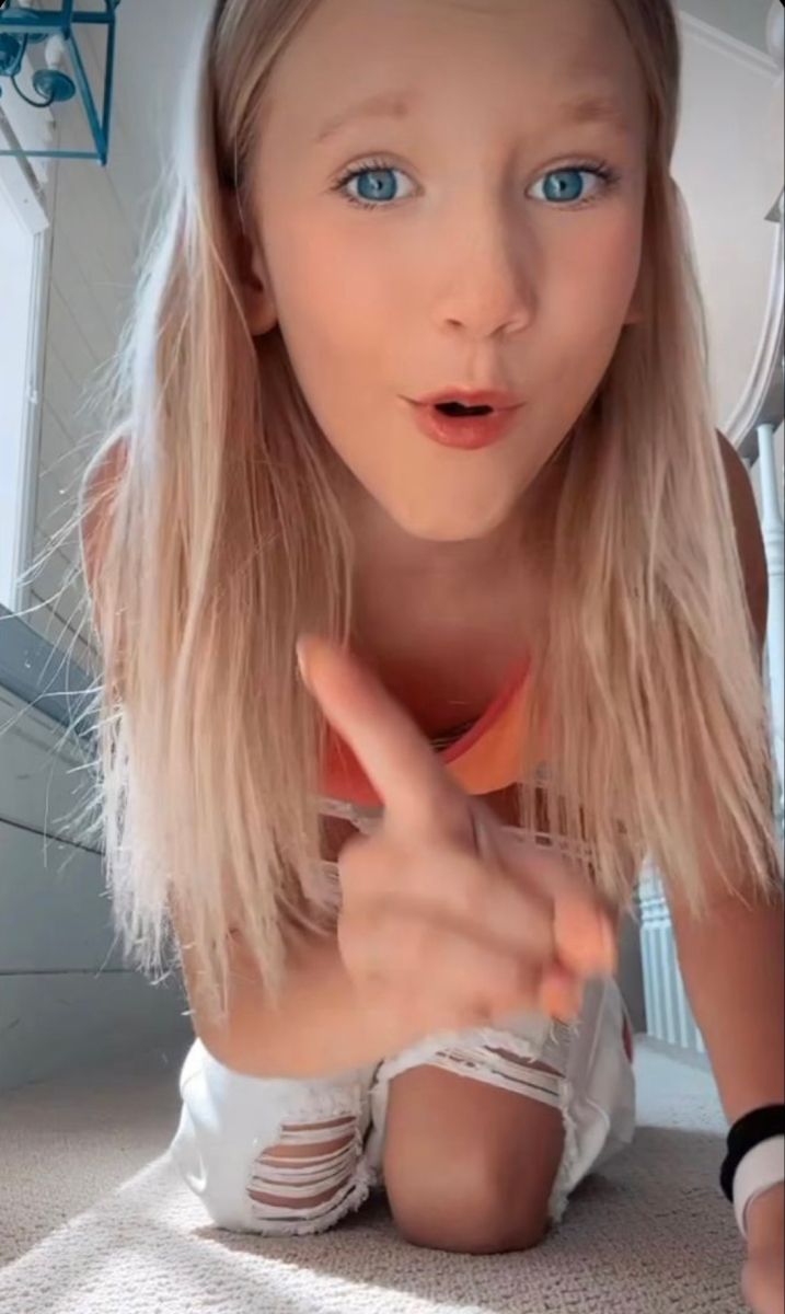 PresLee nelson ideas. cute outfits, casual preppy outfits, preppy outfits