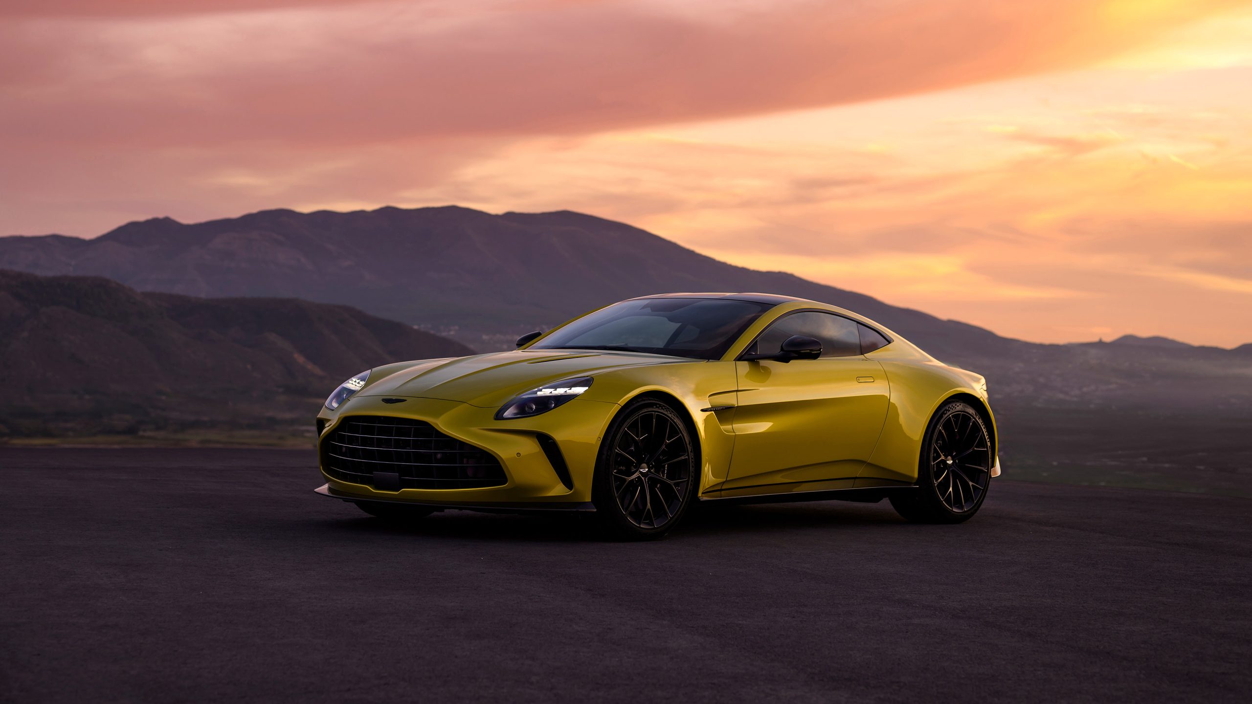2025 Aston Martin Vantage Wallpaper 2025 Aston Martin Vantage Wallpaper