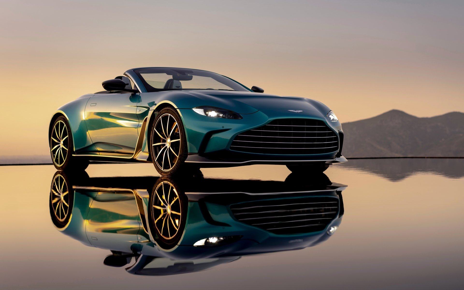Download Vehicle Aston Martin V12 Vantage 4k Ultra HD Wallpaper