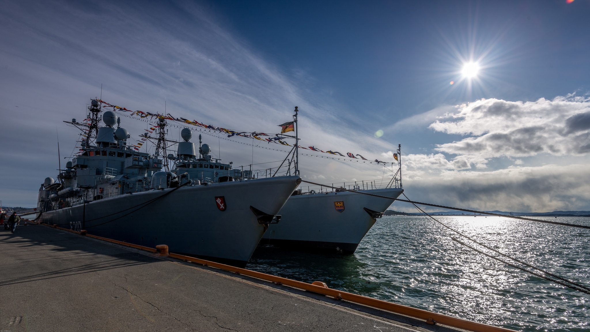 Wallpaper pier, frigate, FGS Bremen, FGS Emden, German Navy for mobile and desktop, section машины, resolution 2048x1152