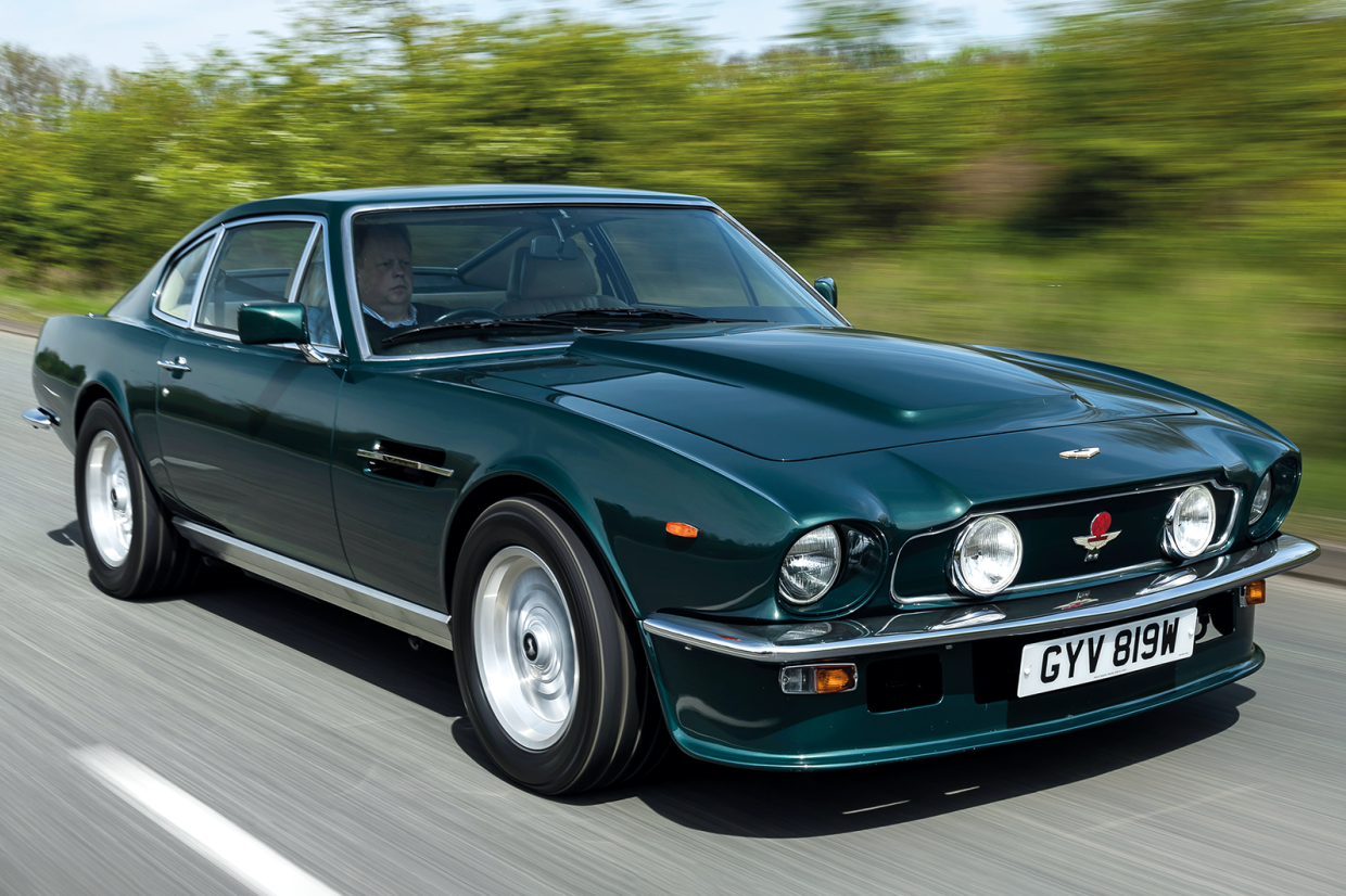 Five beautiful desktop wallpaper from the June 2020 issue. Classic & Sports Car