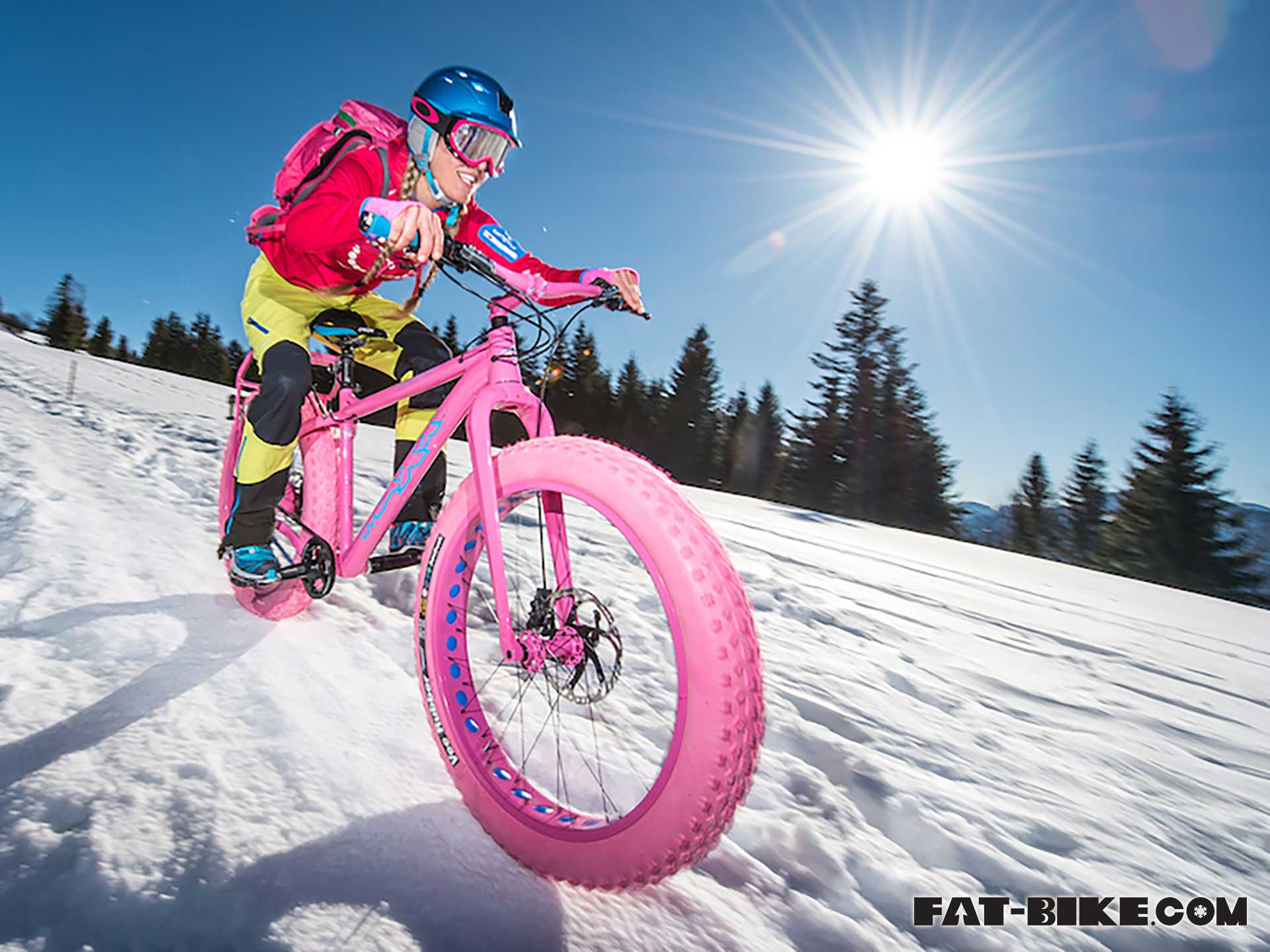 Wallpaper Wednesday in Pink