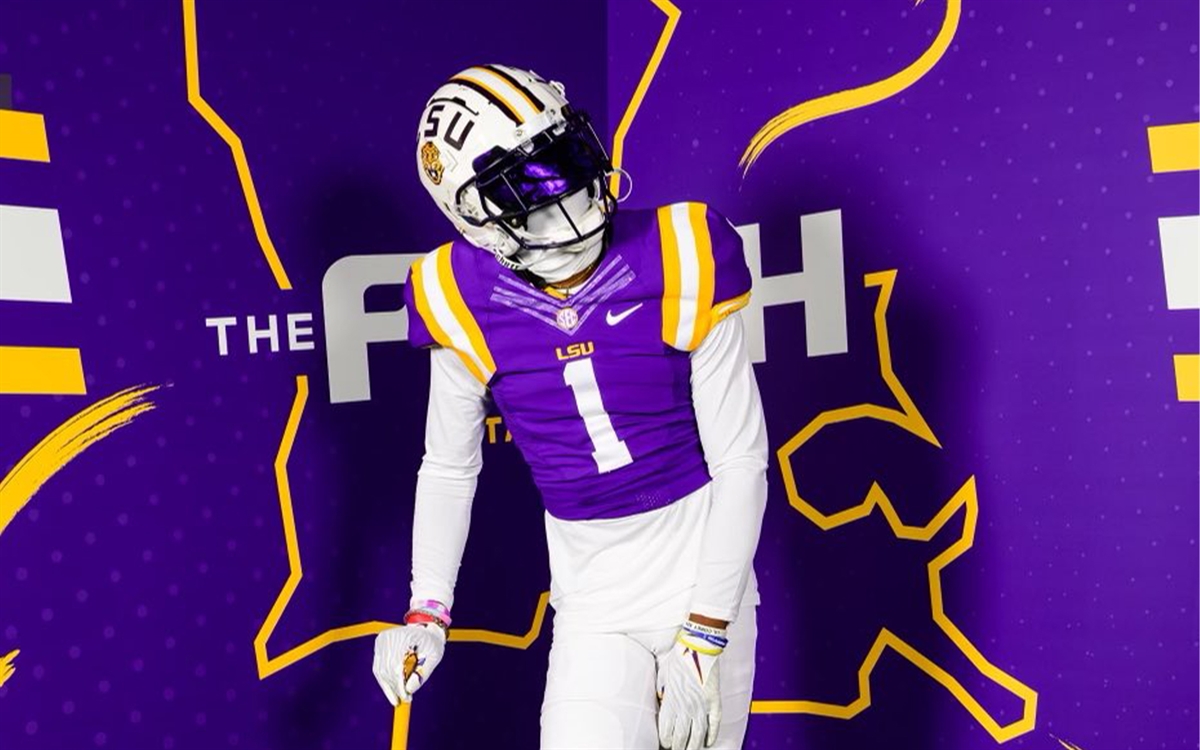 From DVille To The Boot: Five Star 2025 WR Dakorien Moore Commits To LSU