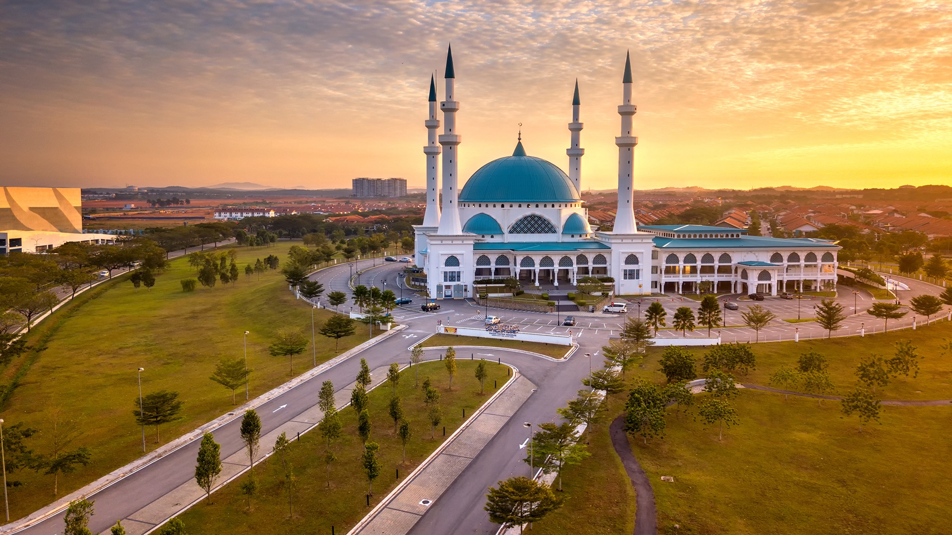 Discovering the Hidden Gems of Johor Bahru: Your Ultimate Travel Guide to Malaysia's Southernmost City Agoda: See The World For Less