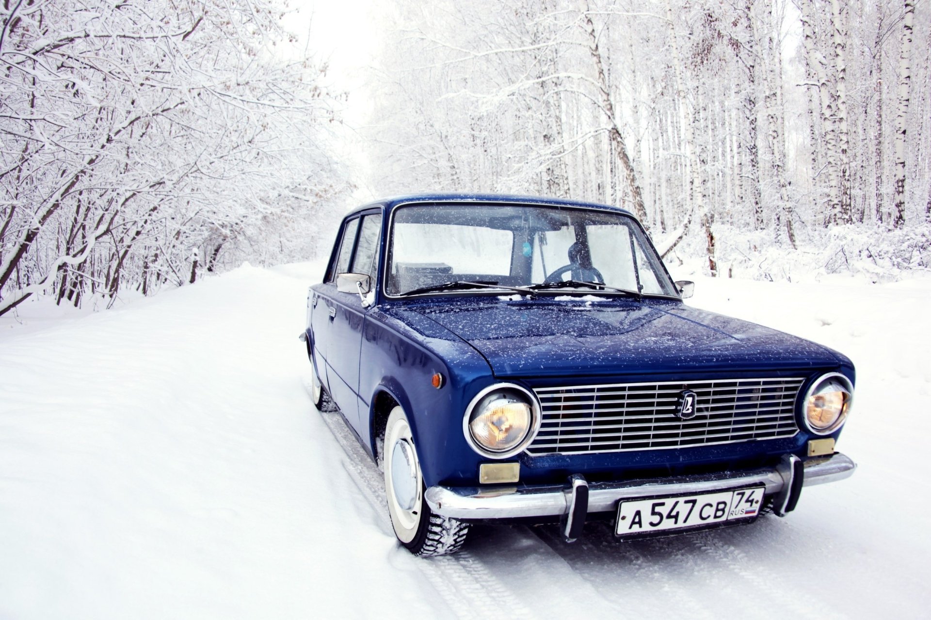Classic Lada Ride: HD Winter Vehicle Wallpaper