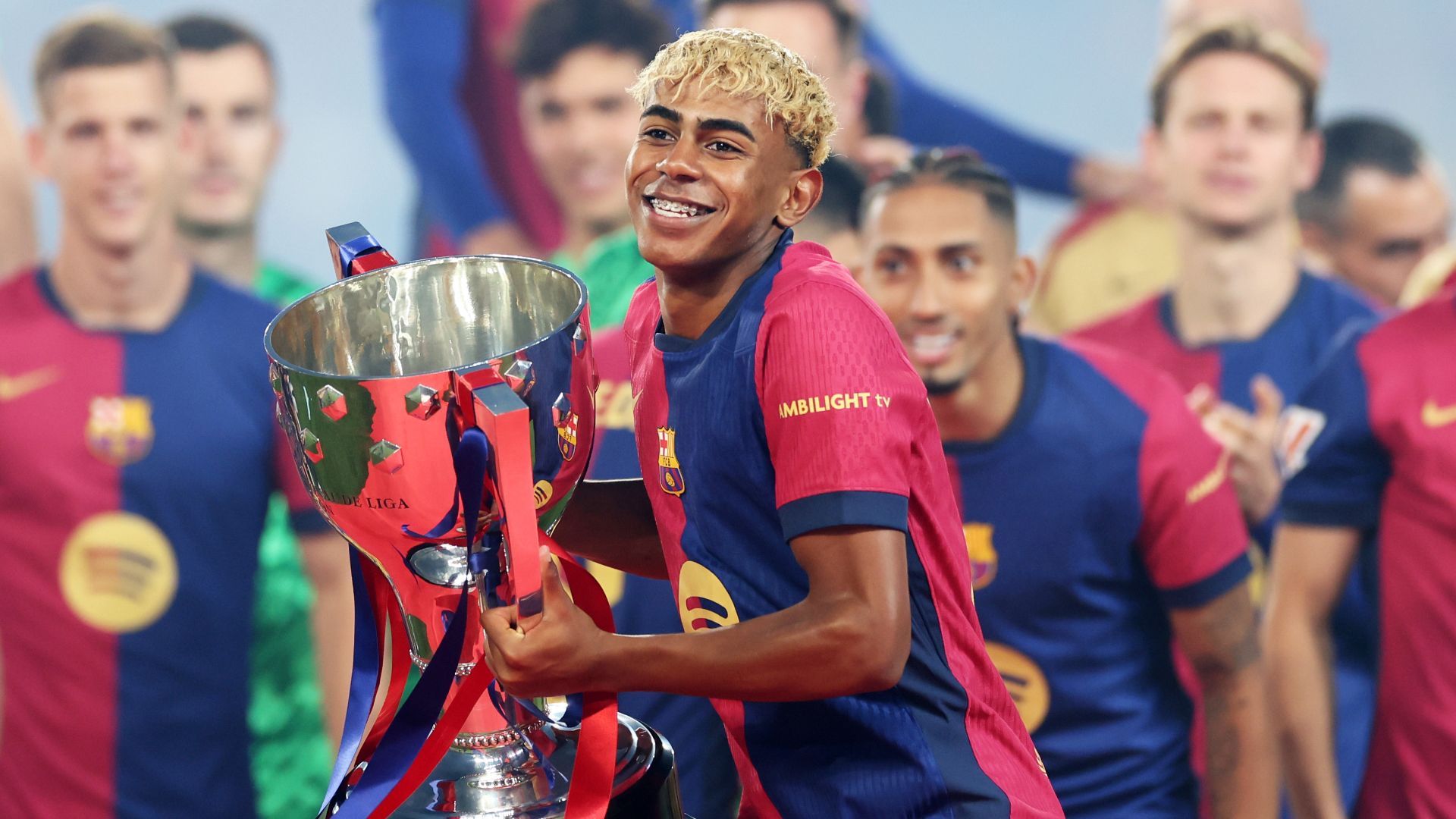 Barcelona's No. 10 is in very good shape' sends message to Lamine Yamal as wonderkid set to take over iconic shirt at Camp Nou