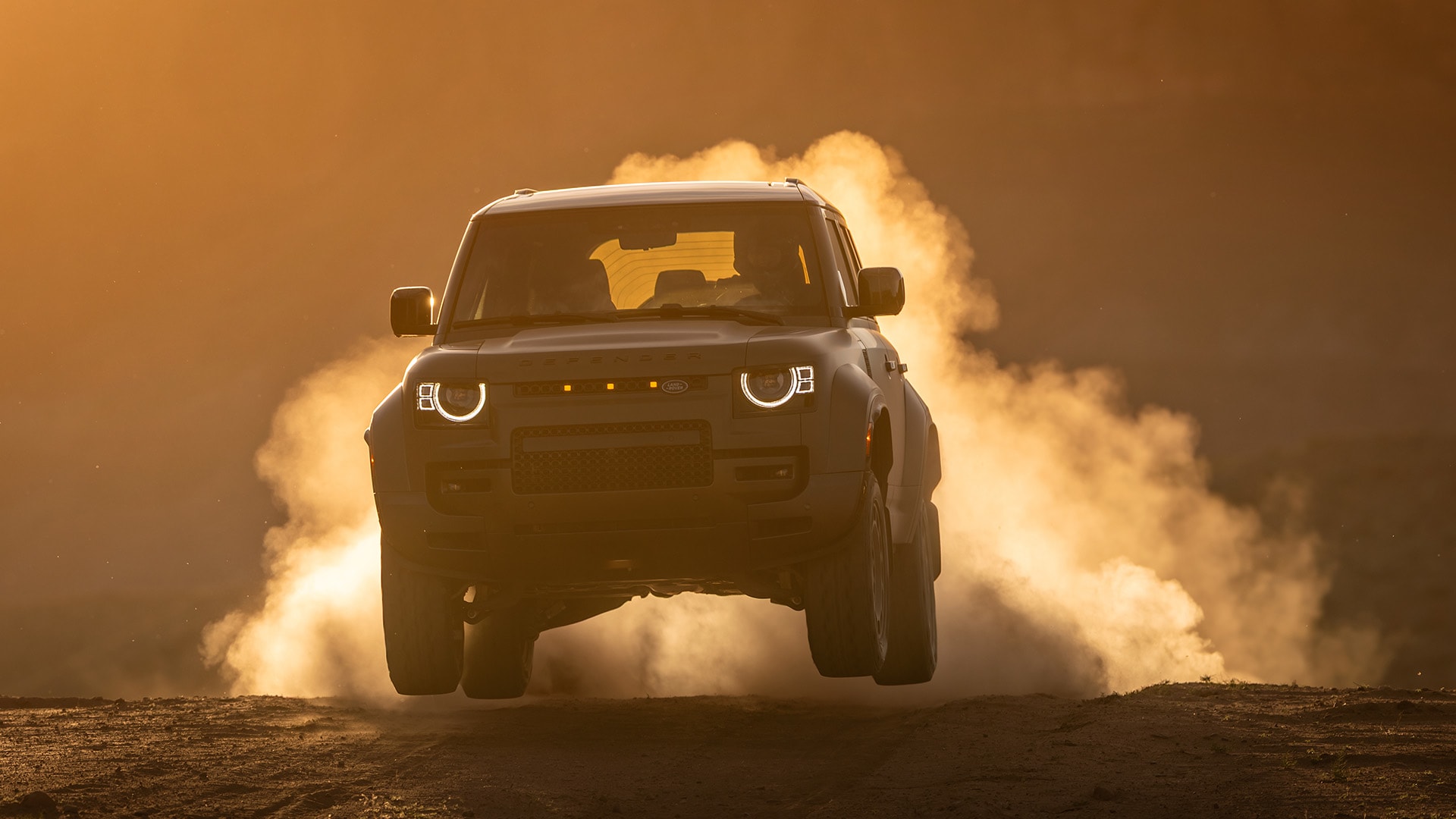 2026 Land Rover OCTA Defender SUV Review's Journal