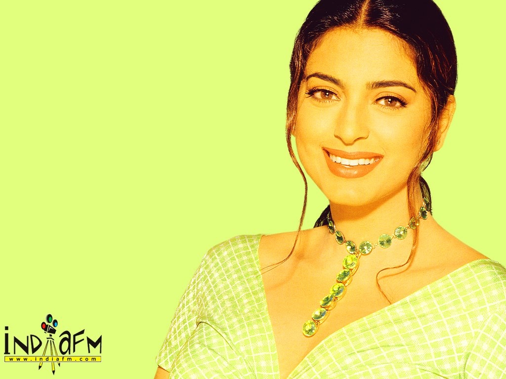 Juhi Chawla HQ Wallpaper. Juhi Chawla Wallpaper