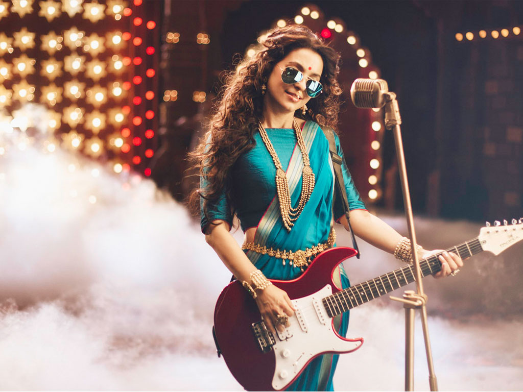 Juhi Chawla HD Wallpaper. Latest Juhi Chawla Wallpaper HD Free Download (1080p to 2K)