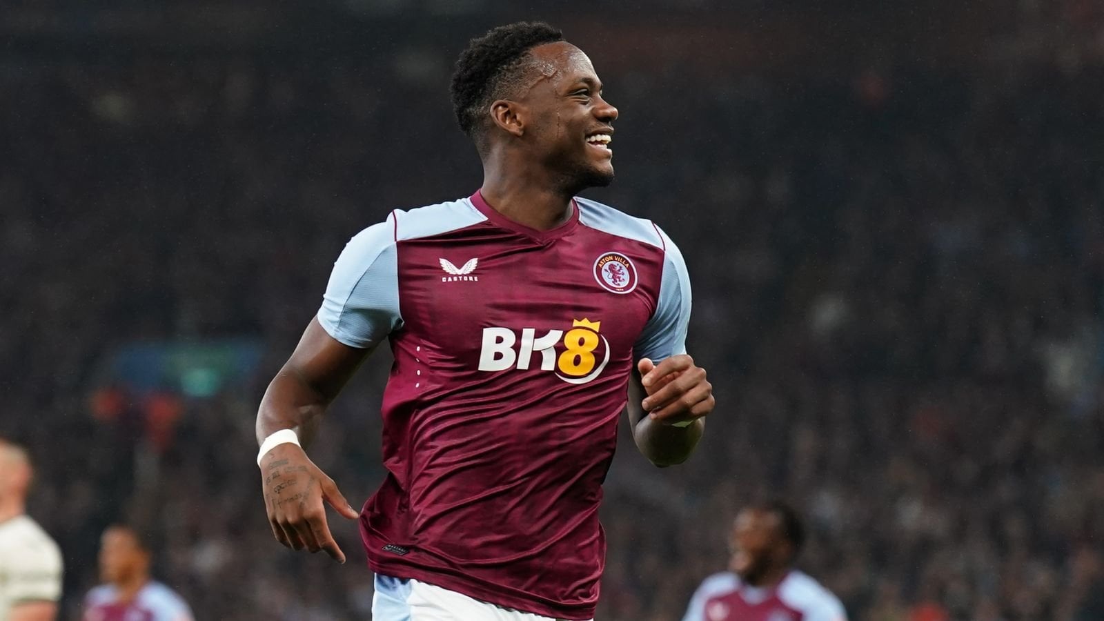 Jhon Duran: Chelsea interested in Aston Villa striker
