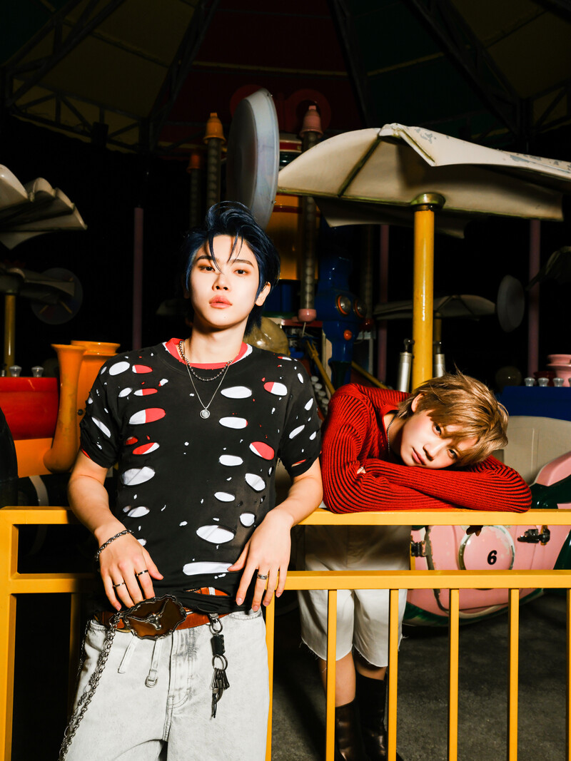 Close Your Eyes 'Snowy Summer' Concept Photo