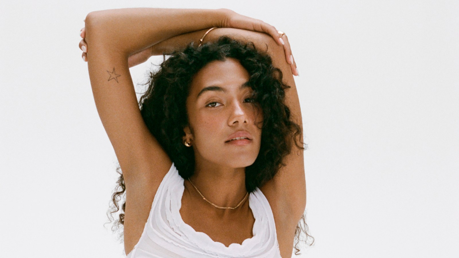 Olivia Dean 'The Art of Loving' Review