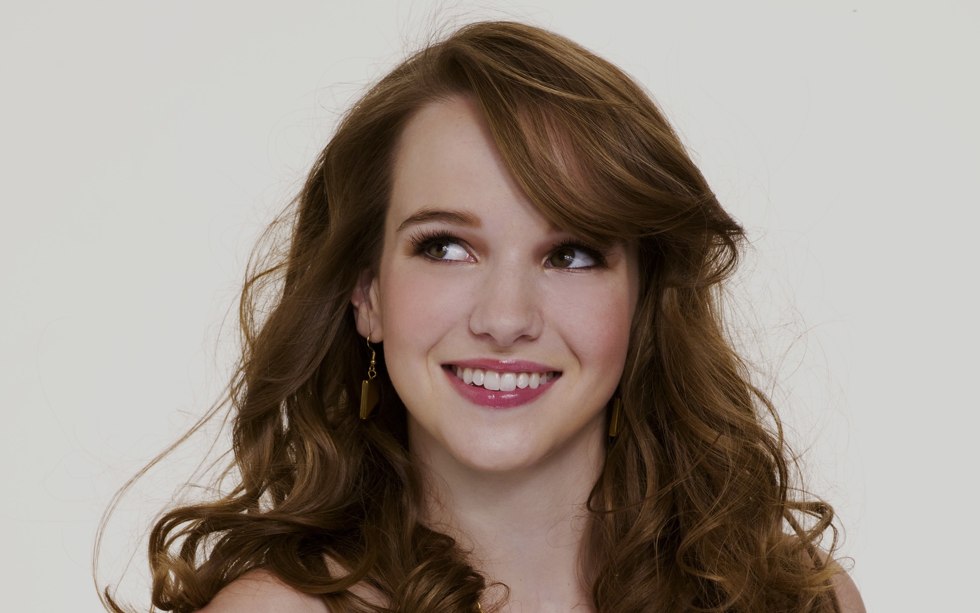 Wallpaper eyes, girl, hair, lips, beautiful, Kay Panabaker for mobile and desktop, section девушки, resolution 1920x1200
